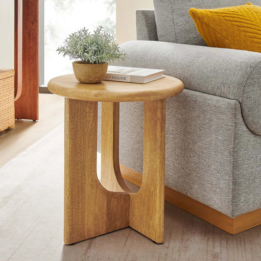 Baltimore Round Side Table by Evans & Londeen. Made from unique in a transitional style.