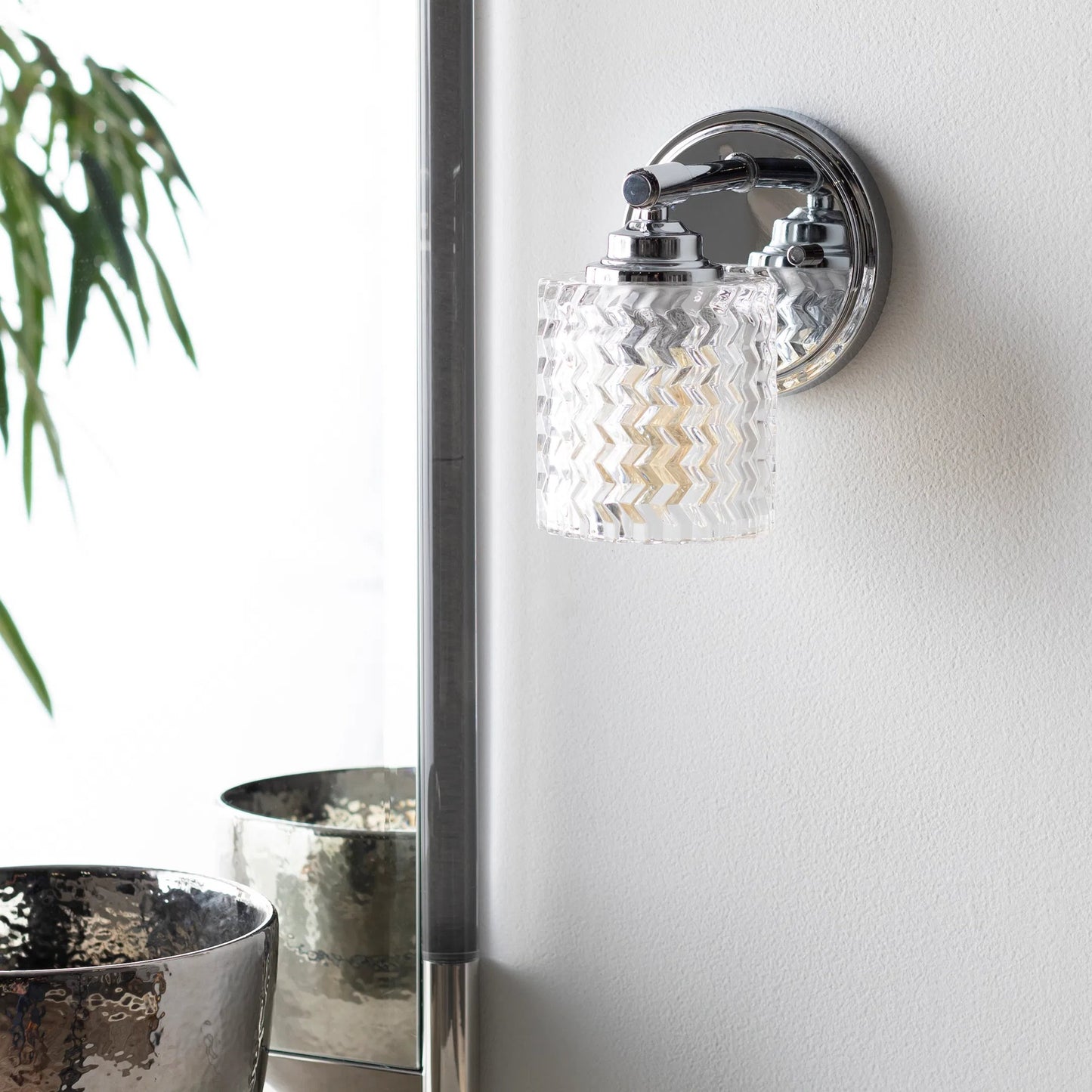 004 SI-2046804 | Lifestyle | Edgar - 25485 by Surya in clear, metallic nickel and clear, metallic. Made from fixture: metal in a traditional style.