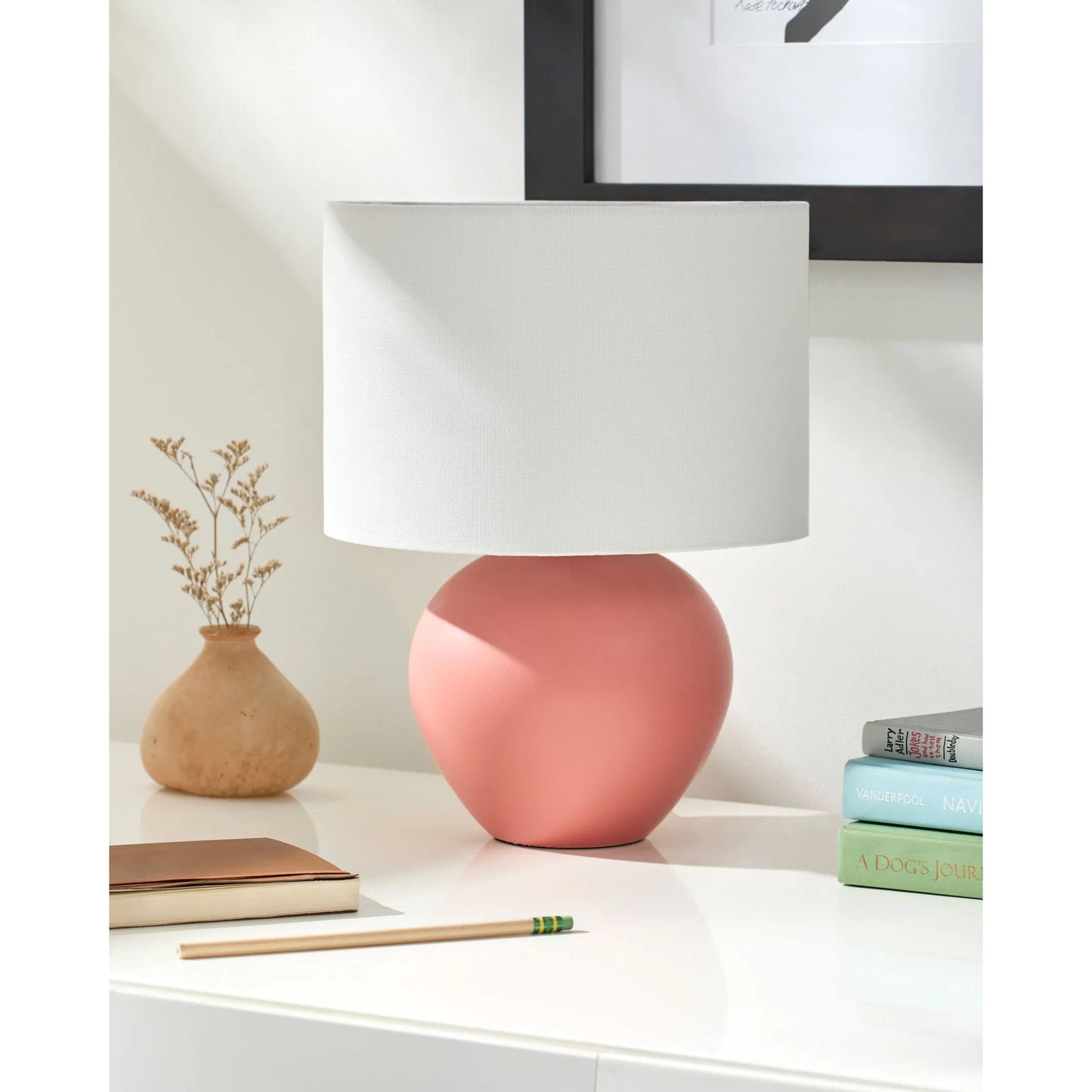 010 SI-2349706 | Lifestyle | Elio II Accent Table Lamp by Livabliss in glazed. Made from ceramic, linen, polystyrene in a modern style.