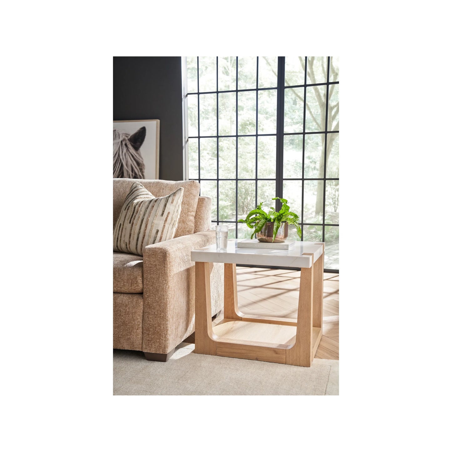 004 SI-2195626 | Closeup | Modern Ellis End Table by Universal Furniture in organic natural oak. Made from unique in a unique style.