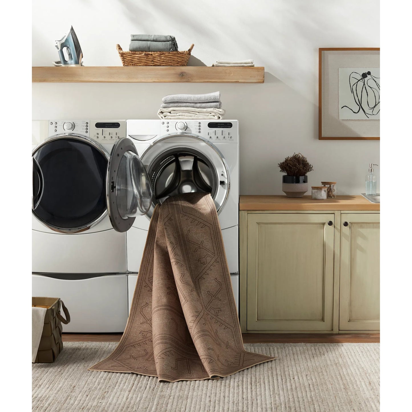 009 SI-1948036,SI-1948037,SI-1948038,SI-1948039,SI-1948040 | Lifestyle | Ez Jute EZT-2304 Rug by Livabliss in light brown, black, beige. Made from main: 100% recycled material in a unique style.