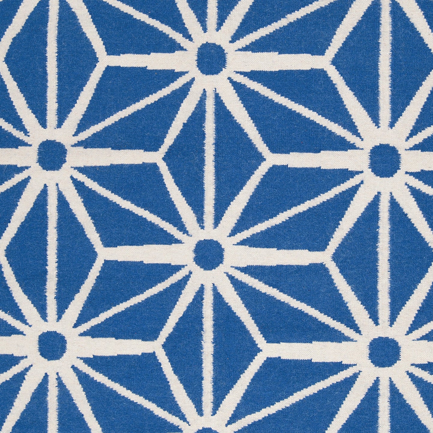 007 SR-756913 | Closeup | Fallon Rug - 527 by Surya. Made from 100% wool in a unique style.