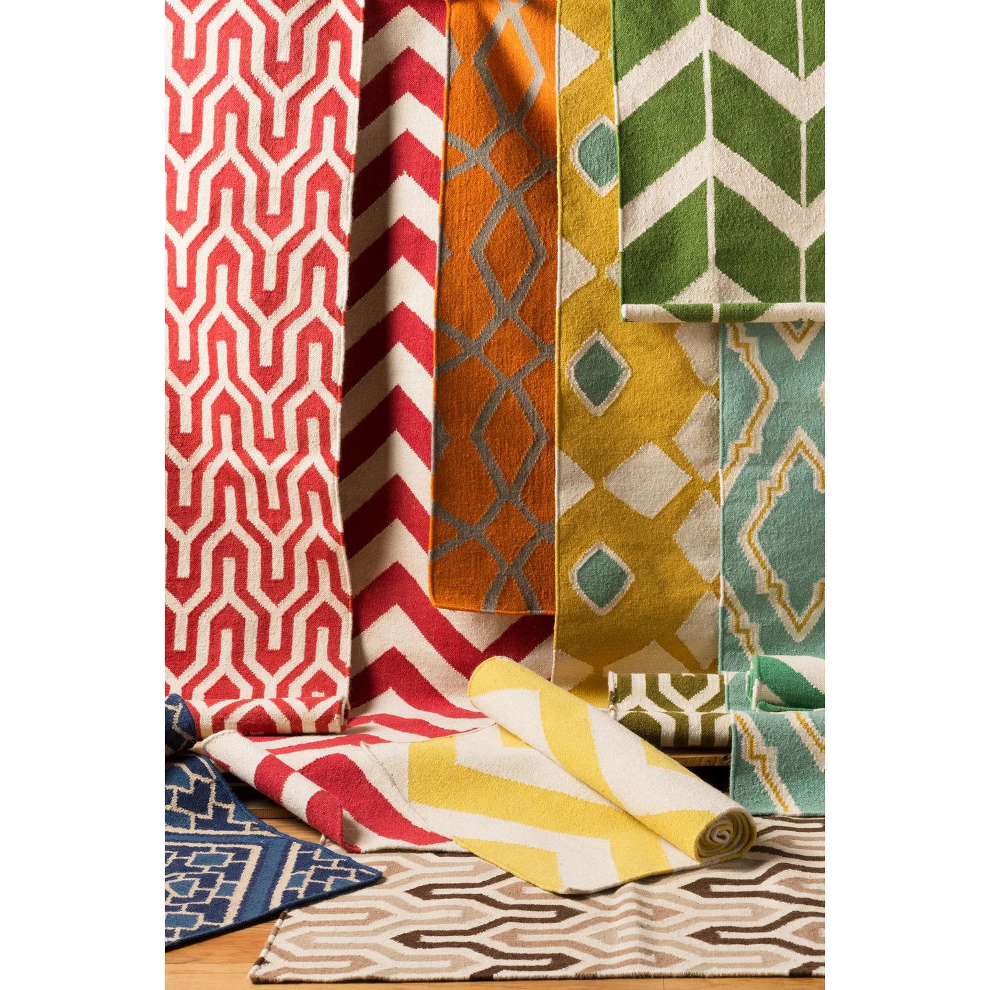 048 44656-17096,44656-9561,44656-9562,44656-9563 | Lifestyle | Fallon Rug - 1717 by Surya. Made from 100% wool in a unique style.