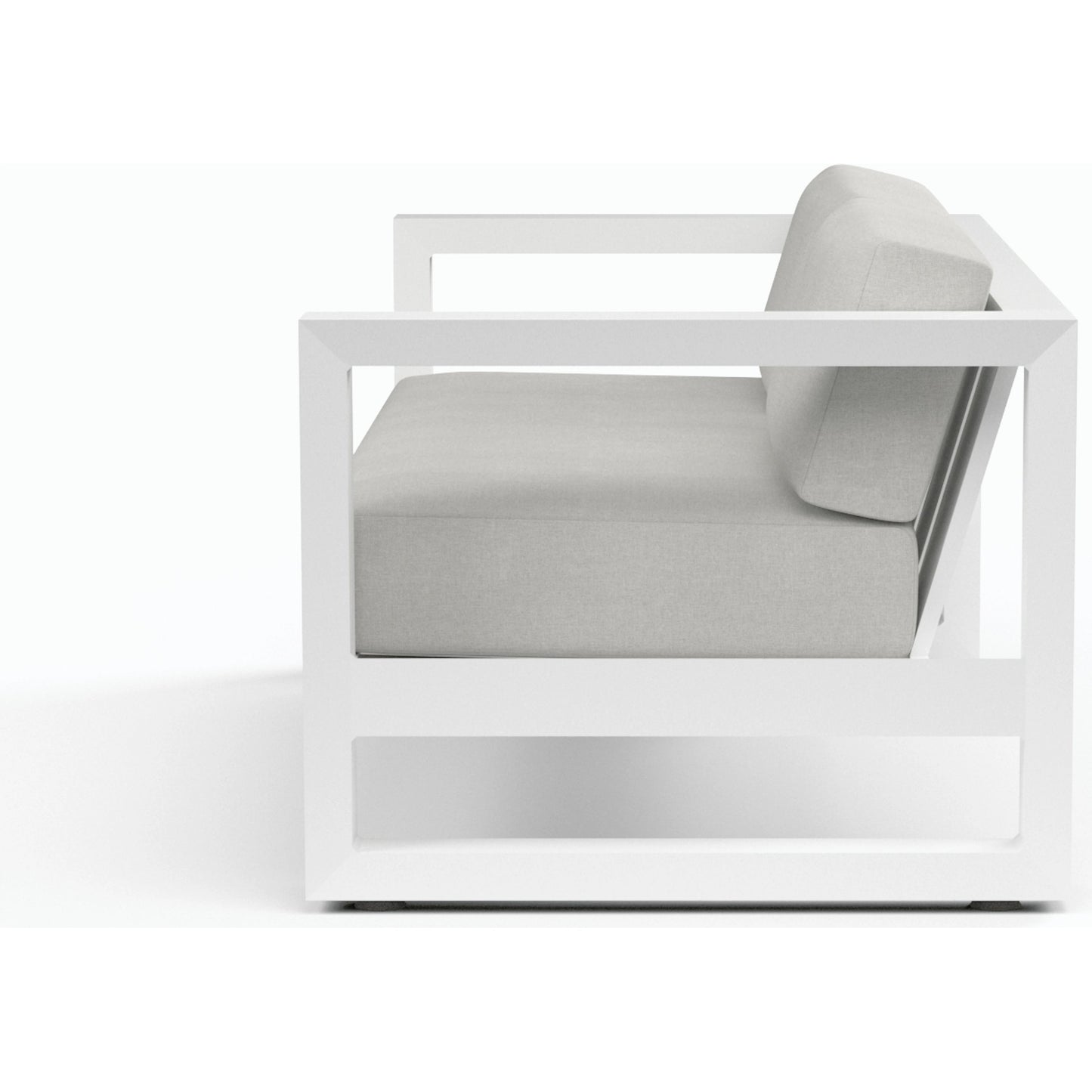 002 SI-2167134 | Additional Silo | Newport Outdoor Club Chair by Sunset West in frost. Made from aluminum in a modern style.