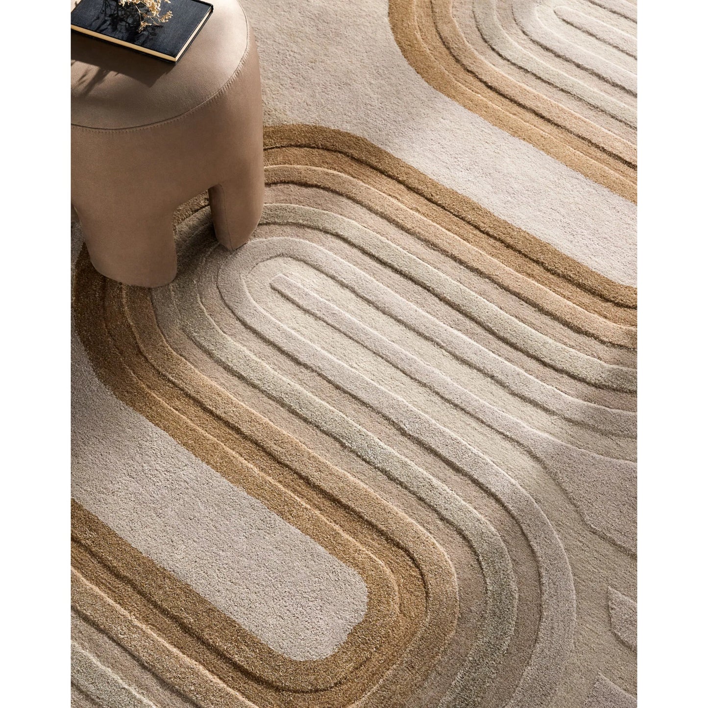 007 SI-2460989,SI-2460990,SI-2460991,SI-2460992,SI-2460993 | Lifestyle | Fuji FJJ-2300 Rug by Surya in beige, taupe, sandstone, cream. Made from wool, viscose in a unique style.