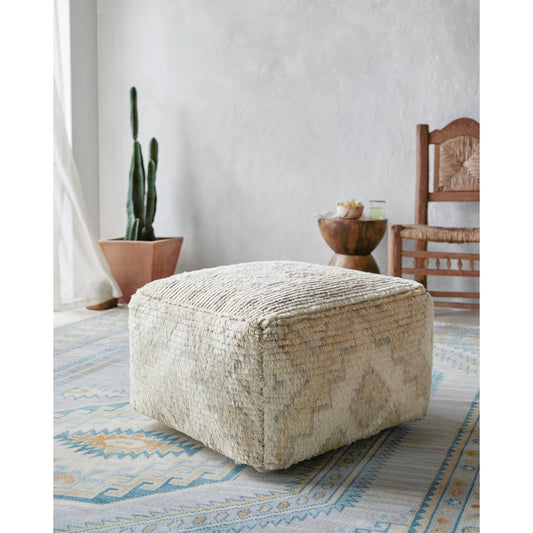 Freyja - 484080 by Surya in pearl, light silver. Made from top: 80% wool, 20% cotton, bottom: 100% cotton, fill: 100% polybeads in a modern style.