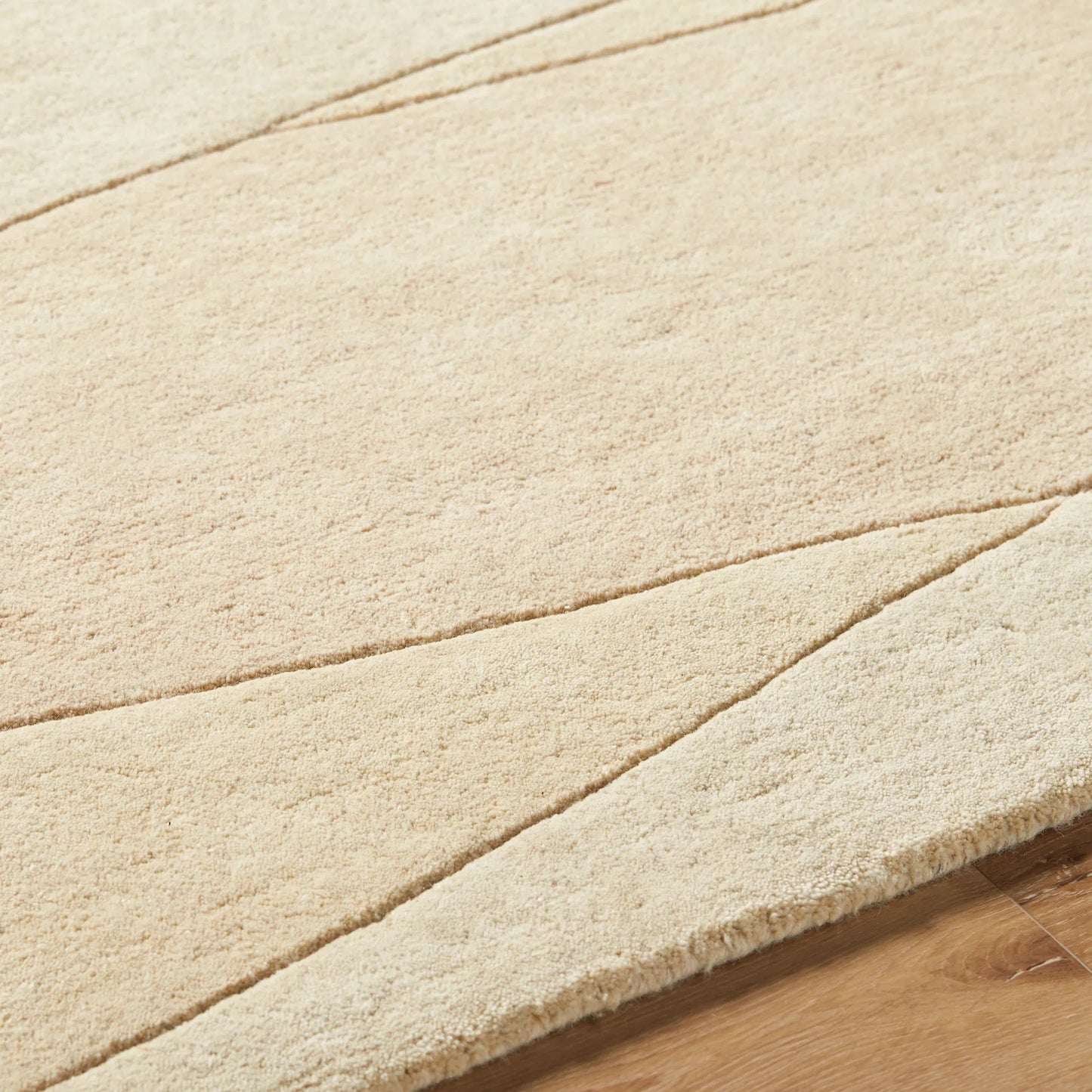 018 SI-2097322,SI-2097323,SI-2097324,SI-2097326 | Closeup | Forum FM-7237 Rug by Livabliss. Made from wool in a unique style.
