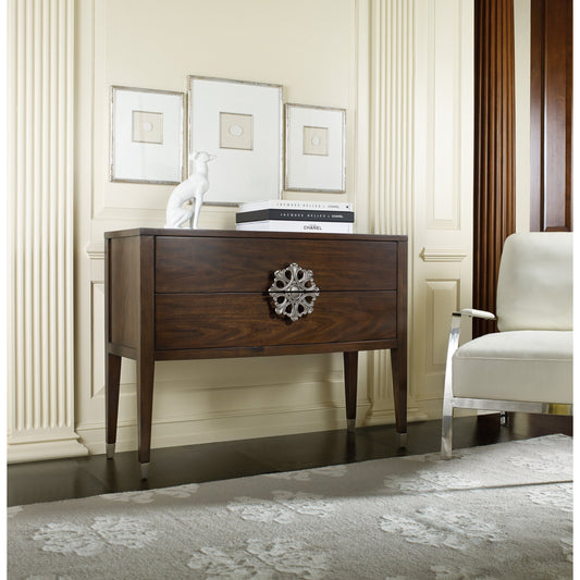 Medallion Console by Hooker Furniture in dark walnut. Made from walnut veneers in a traditional style.