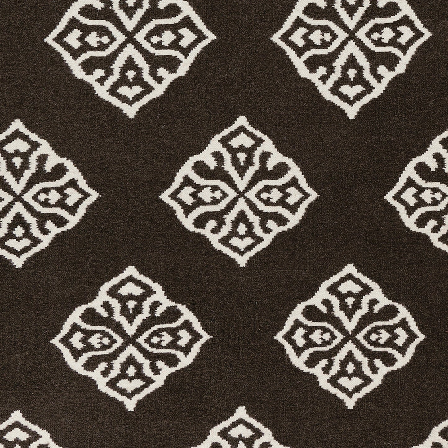 020 40693-17097,40693-3195 | Closeup | Frontier Rug - 624 by Surya. Made from 100% wool in a unique style.