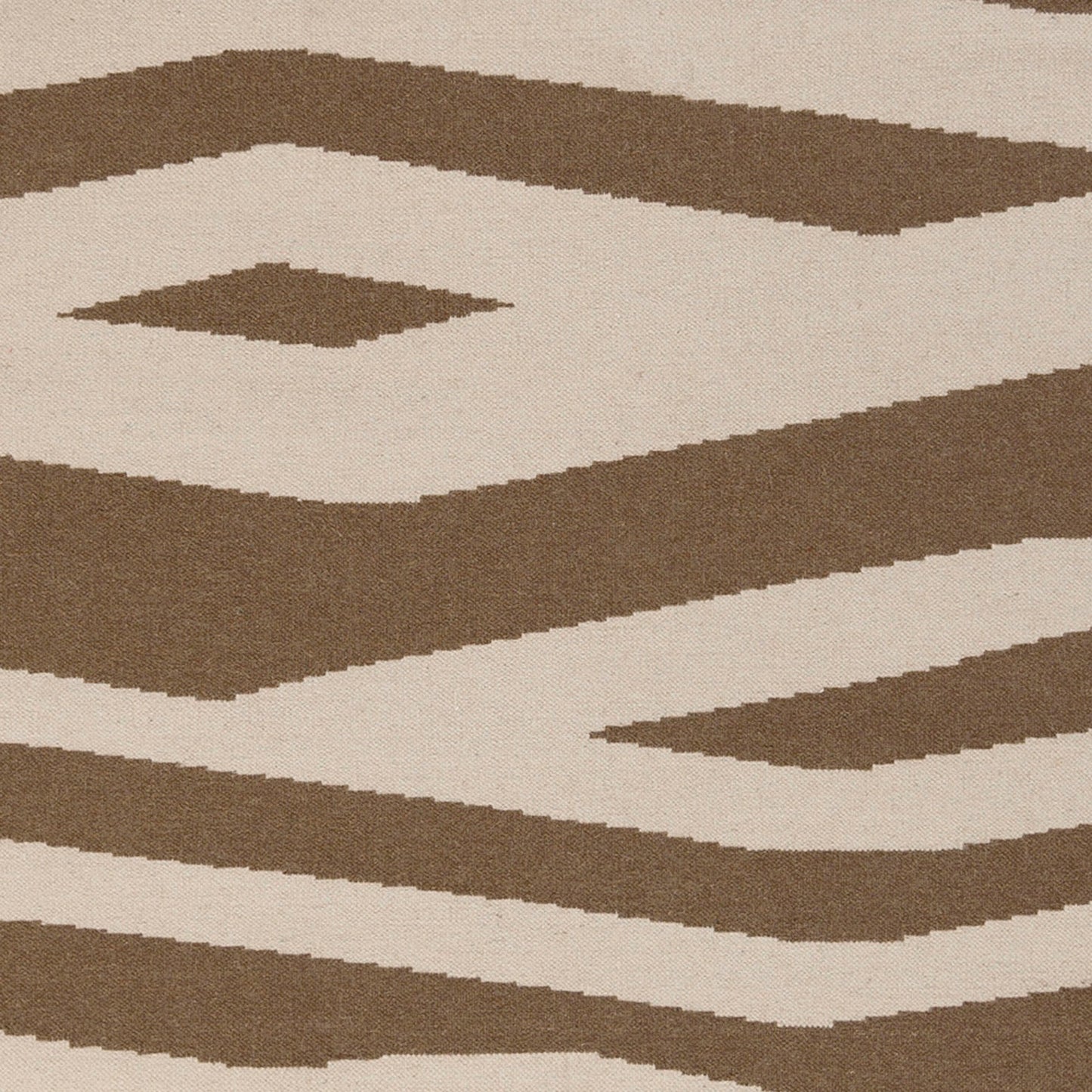 007 47126-3195,47126-3196,47126-3198,47126-3199 | Closeup | Frontier Rug - 1057 by Surya. Made from 100% wool in a unique style.