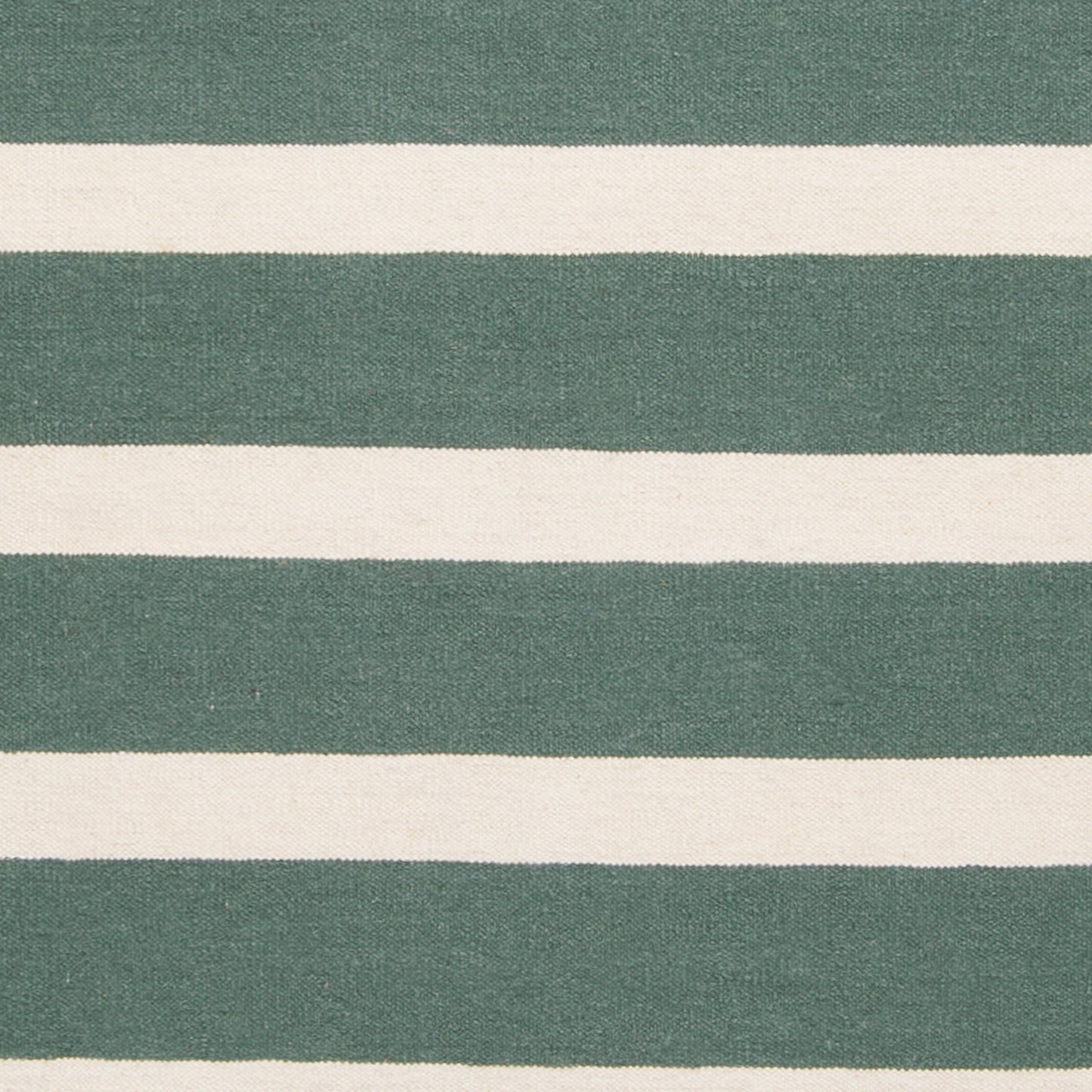 003 22423-3198 | Closeup | Frontier Rug - 6861 by Surya in dark green, light beige. Made from 100% wool in a unique style.