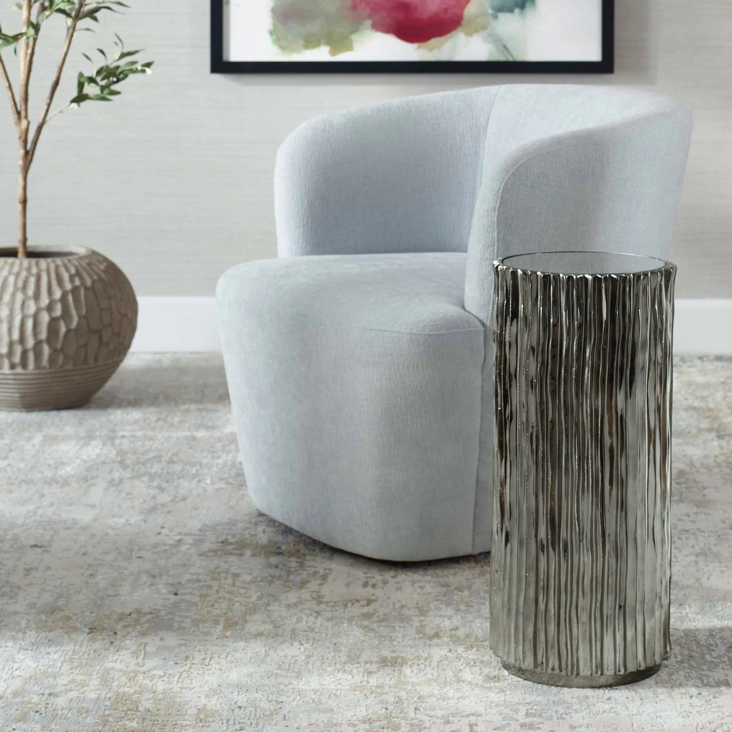 008 SI-2108105 | Unknown | Echo Modern Drink Table by Uttermost in dark. Made from resin, iron, mirror, mdf in a modern style.
