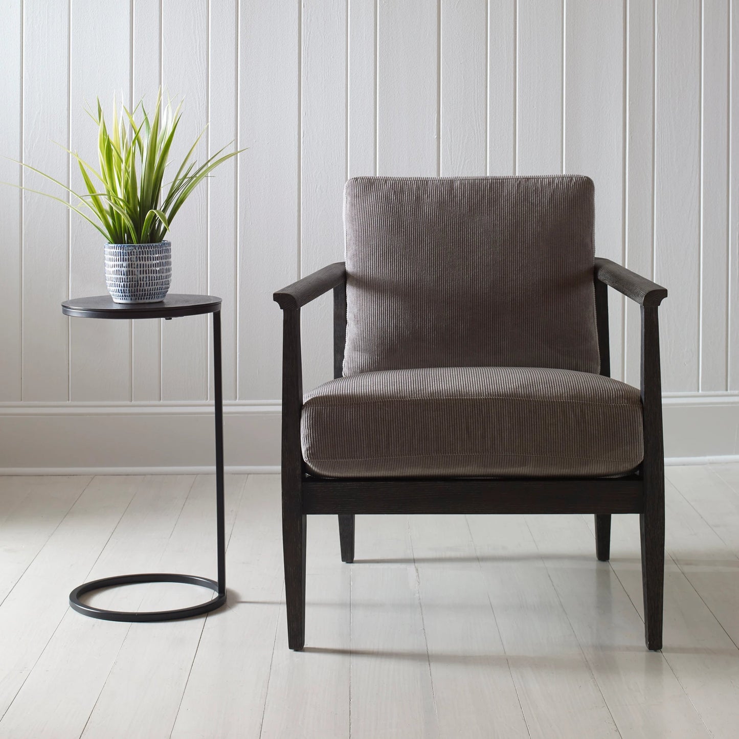 019 SI-1754786 | Lifestyle | Brunei Accent Table by Uttermost. Made from iron, aluminum in a modern style.