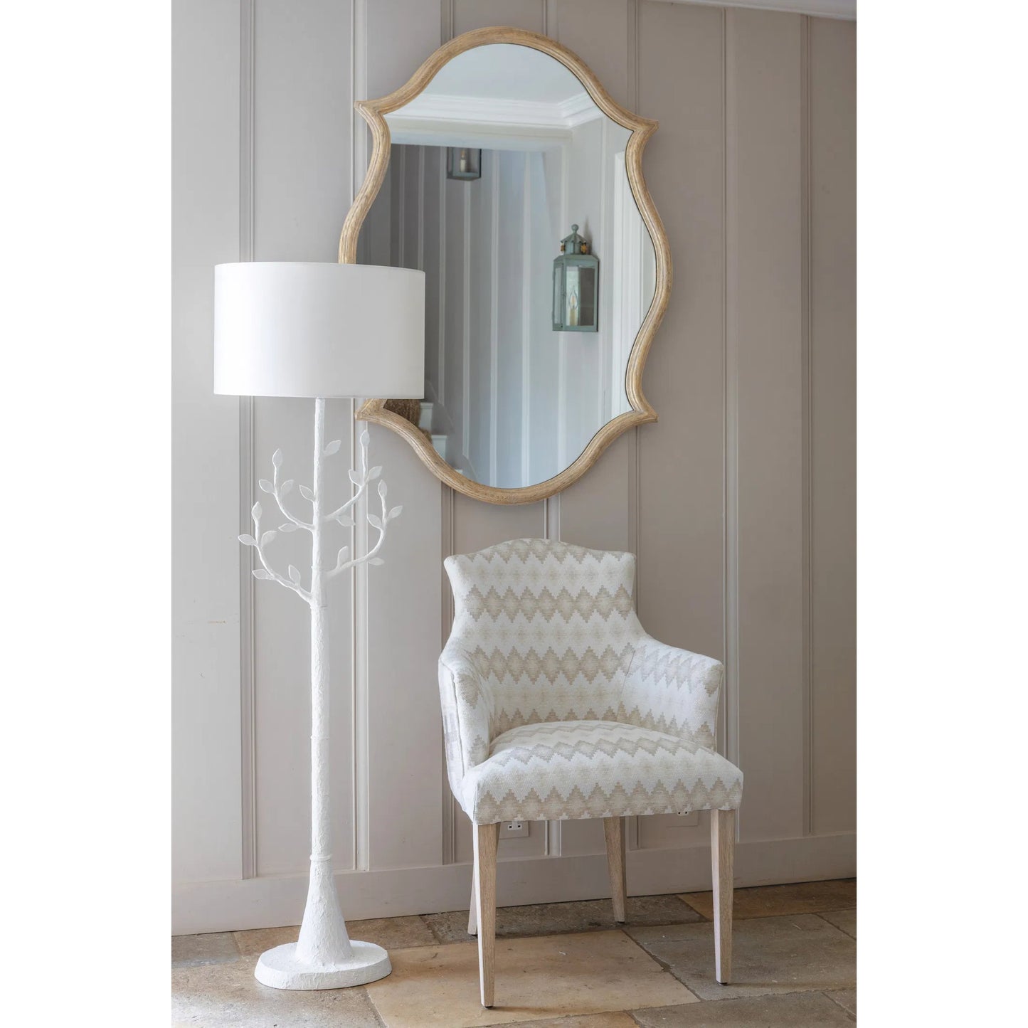 010 SI-2252704 | Lifestyle | Downton Wall Mirror by Jonathan Charles in white and venetian white oak with antique gold leaf. Made from oak, mirror in a traditional style.