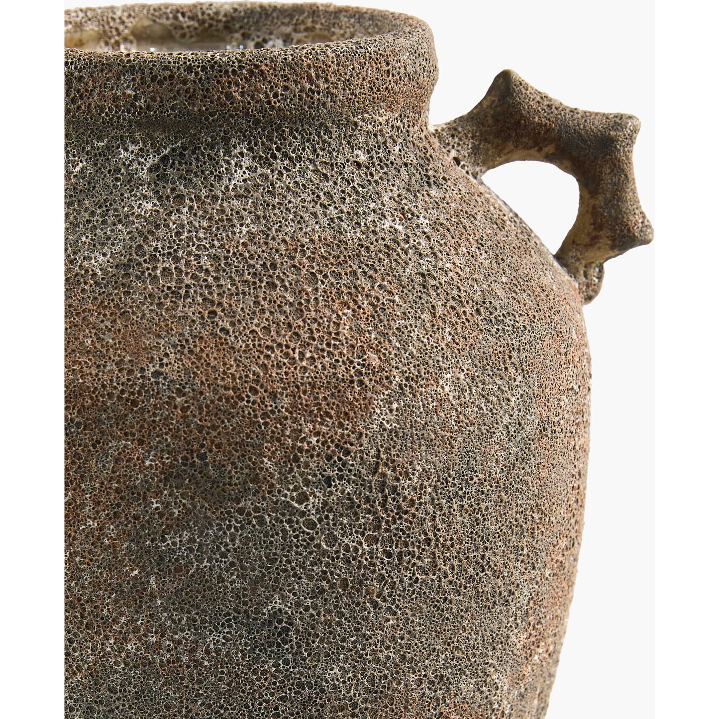002 SI-2349902,SI-2349903 | Closeup | Abbie Vase by Galey Alix x Livabliss in rust and glazed. Made from ceramic in a unique style.
