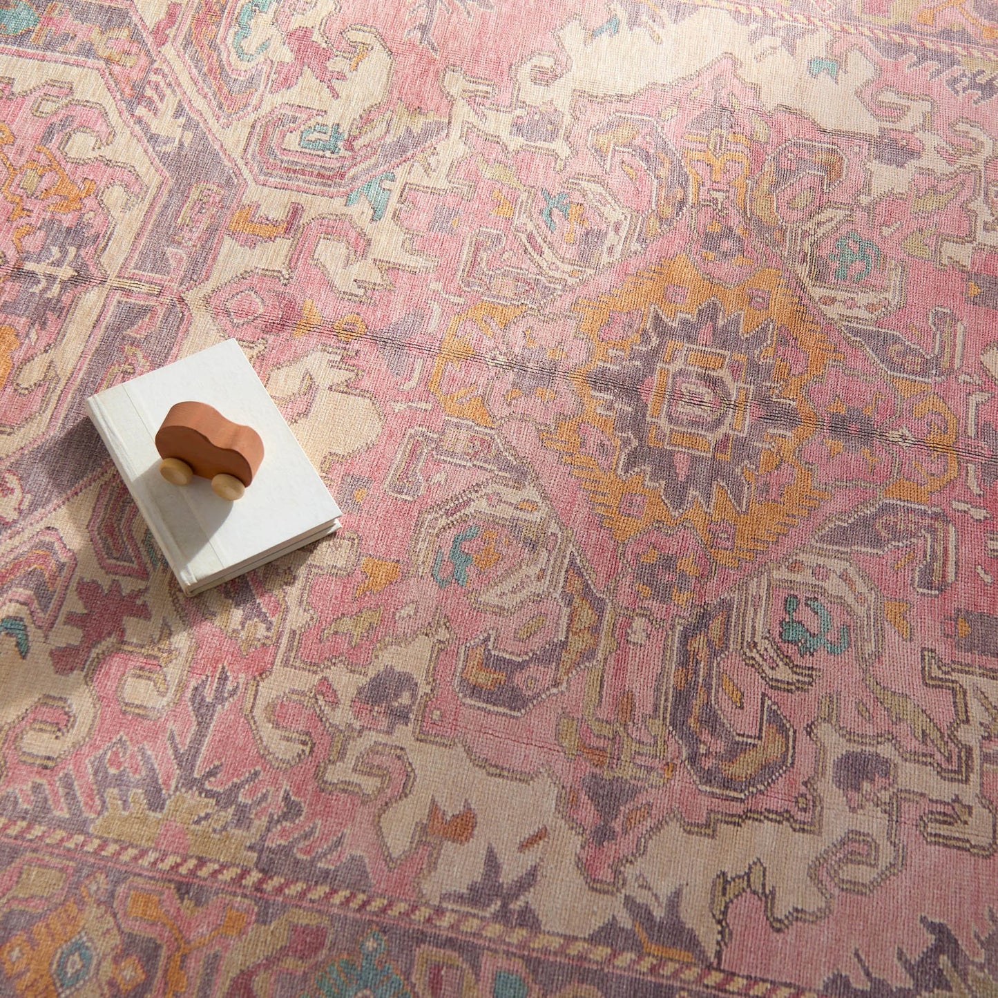 006 SI-2015078,SI-2015079,SI-2015080,SI-2015081,SI-2015082,SI-2386132 | Closeup | Garcia GAR05 Rug by Jaipur Living in pink, purple. Made from 100% polyester in a unique style.