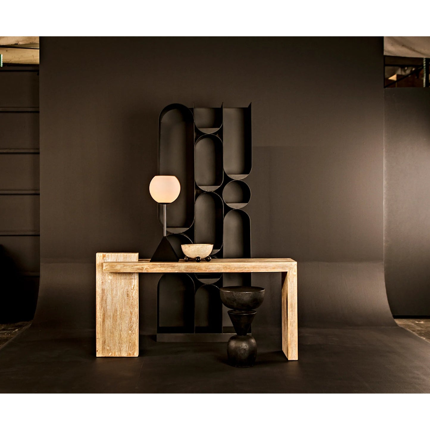 004 SI-1975436 | Lifestyle | Atomic Bookcase by Noir in matte black. Made from industrial steel in a modern style.