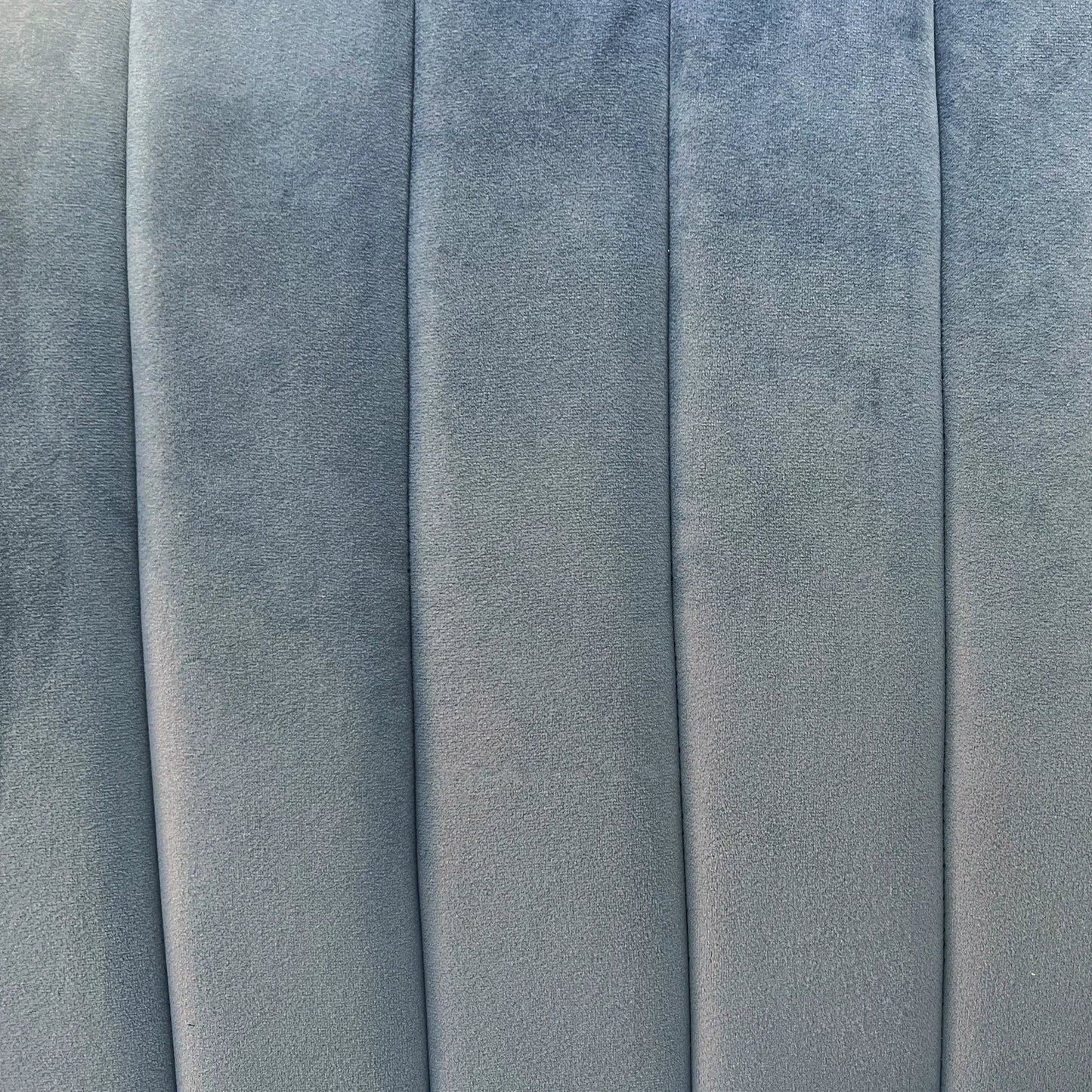 005 SI-2448720 | Additional Silo | Blue Velvet Bench by Zentique in pale blue velvet. Made from velvet in a unique style.