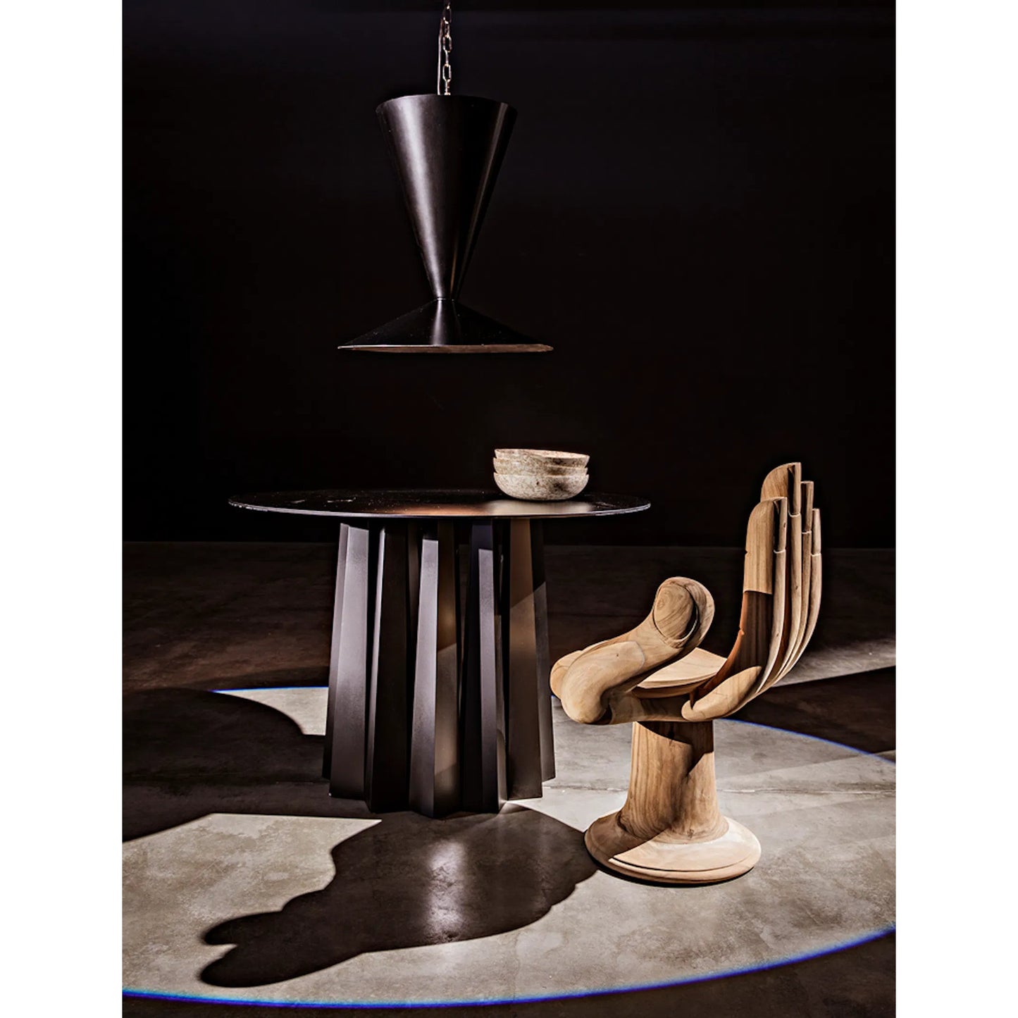 004 SI-1755521 | Lifestyle | Column Dining Table by Noir in black metal. Made from metal in a eclectic & global style.