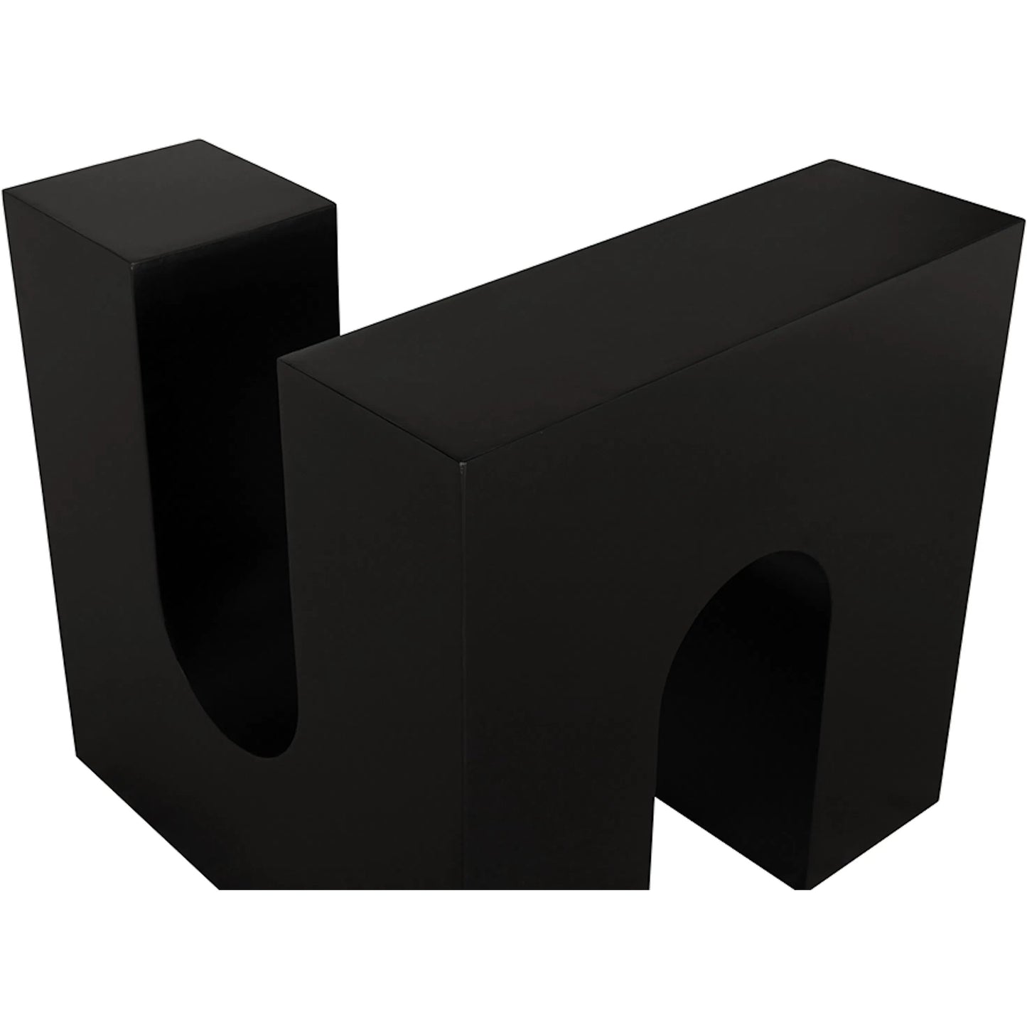 005 SI-2461781 | Closeup | Leopold Side Table by Noir in matte black. Made from iron in a modern style.