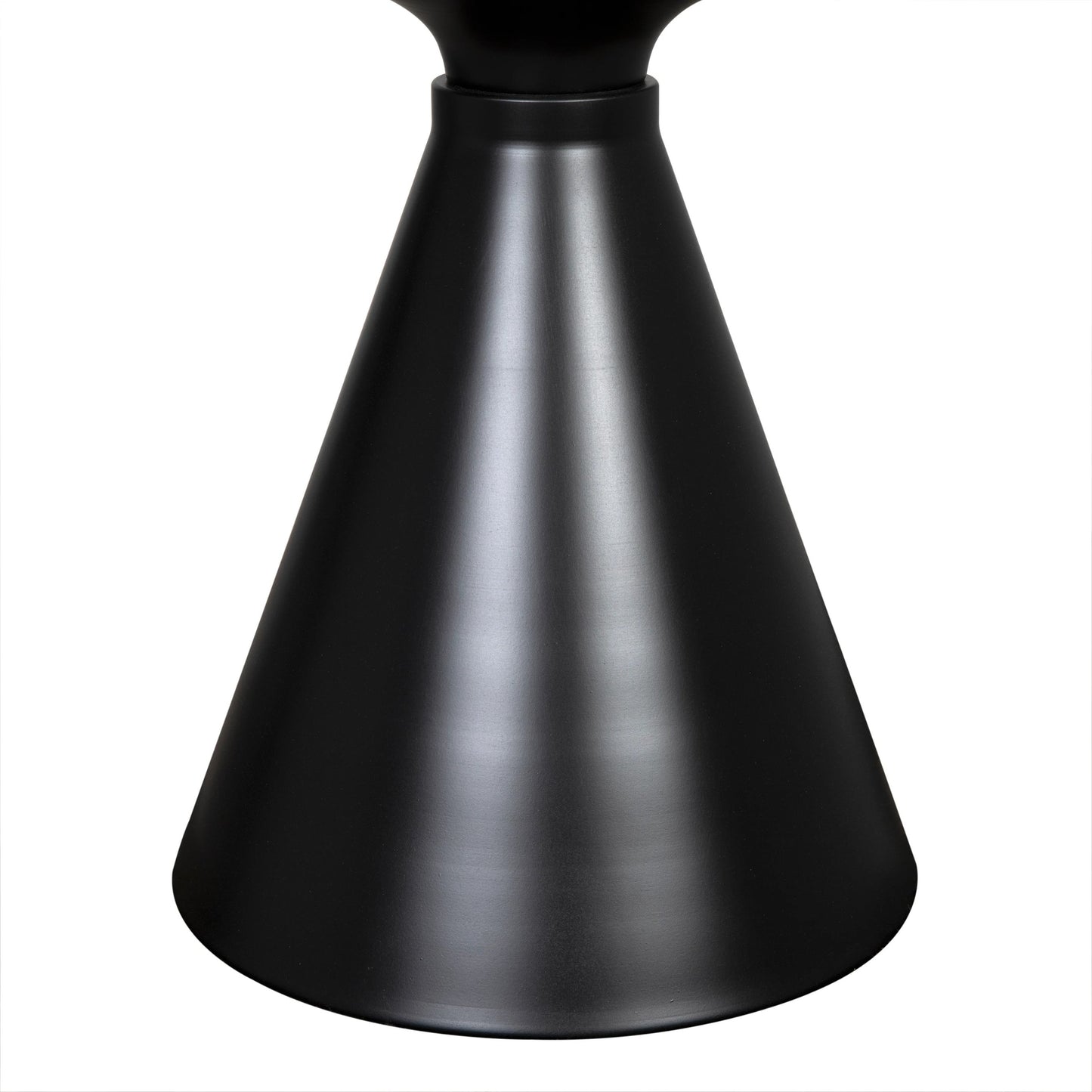 003 SI-2137032 | Closeup | Marley Side Table by Noir in matte black. Made from industrial steel and bianco crown marble in a modern style.