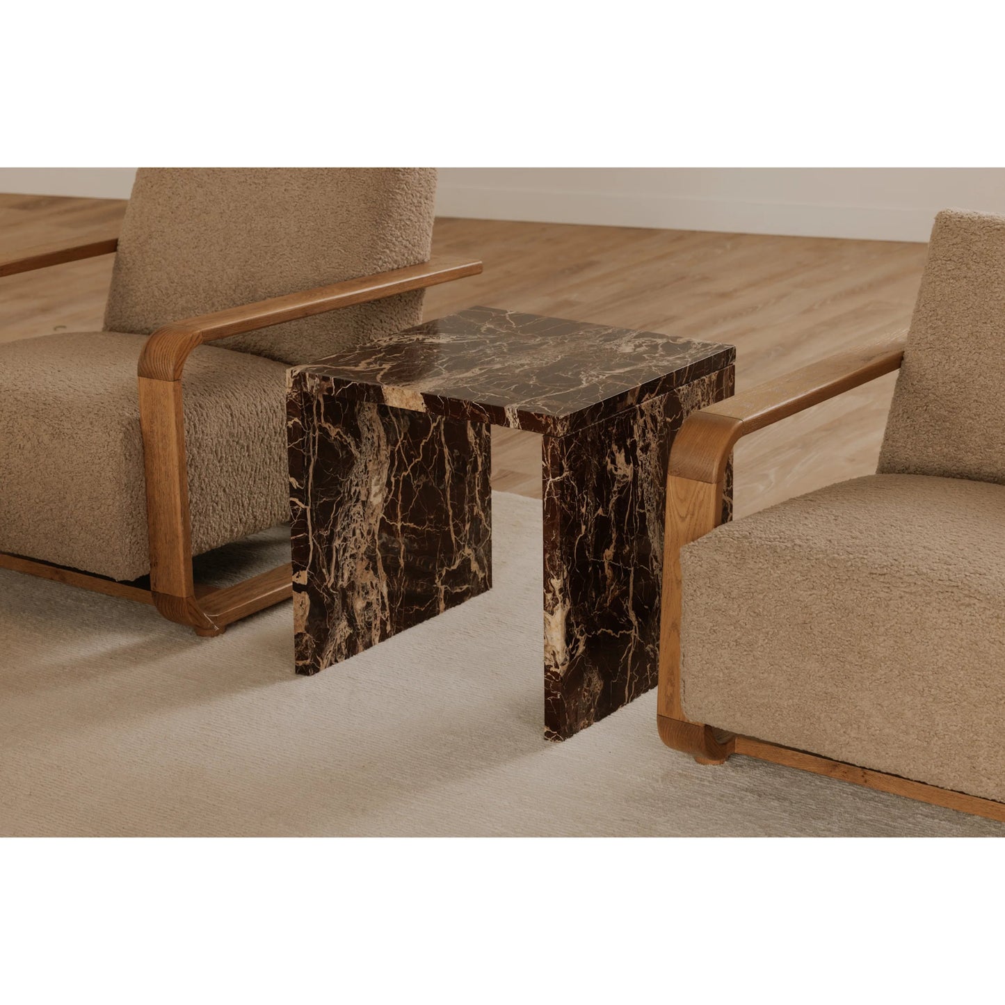 017 SI-2368274 | Lifestyle | Rosa Accent Table by Moe's Home Collection. Made from unique in a transitional style.