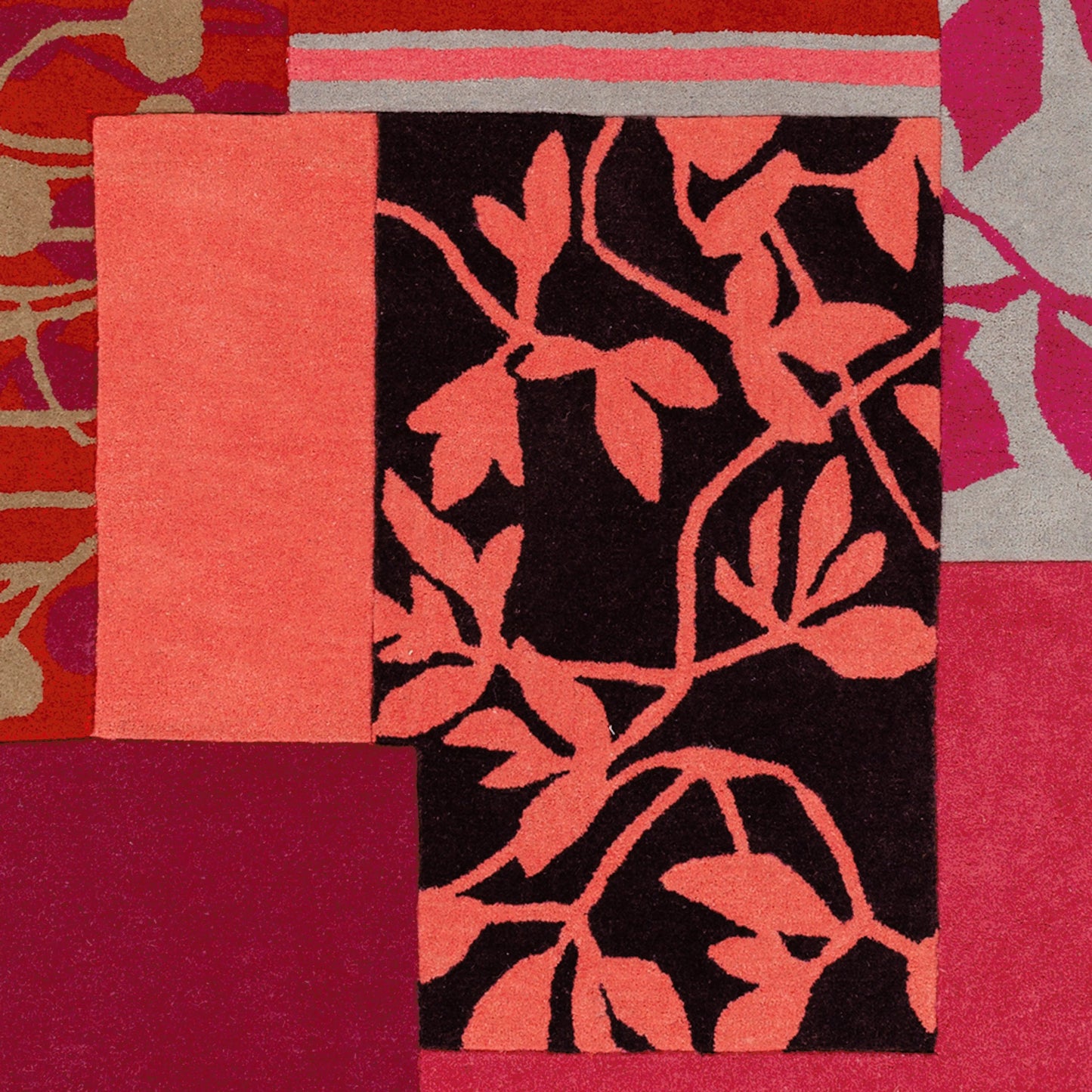 003 51640-12641 | Closeup | Harlequin Rug - 12666 by Surya in medium purple, red, pink, plum, medium gray. Made from 100% new zealand wool in a unique style.