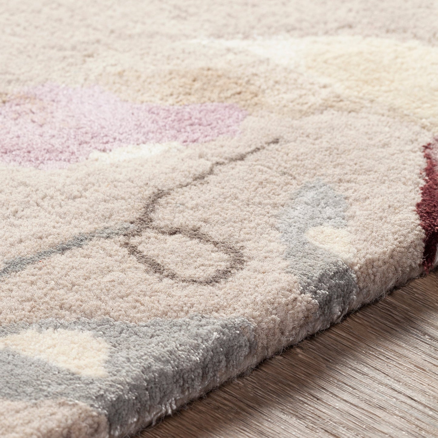 004 SR-880358,SR-880361 | Closeup | Harlequin Rug - 25104 by Surya in burgundy, mauve, dusty pink, medium brown, light slate, charcoal. Made from 62% wool, 38% viscose in a unique style.
