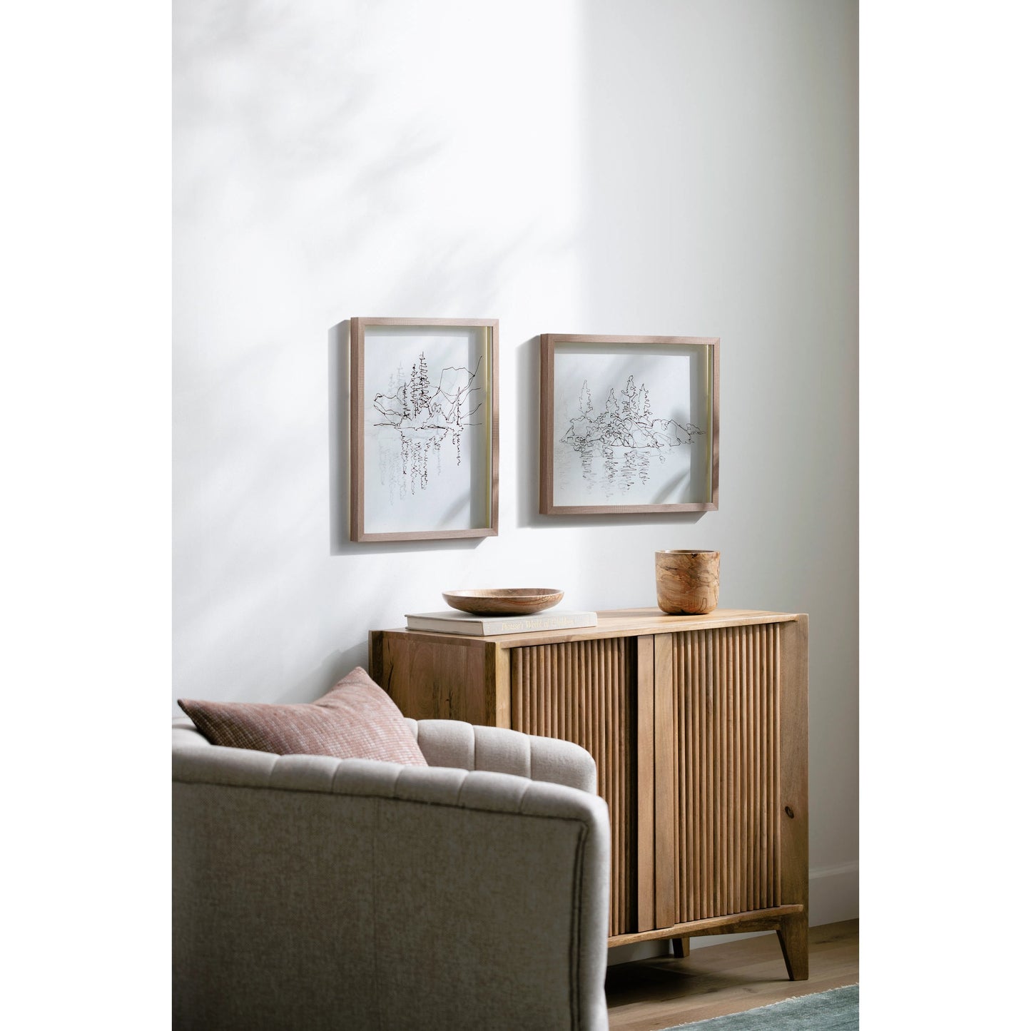 002 SI-2132989 | Lifestyle | Sachse - 528650 by Surya in black and matte, stamped. Made from main: glass, frame: polystyrene in a modern style.