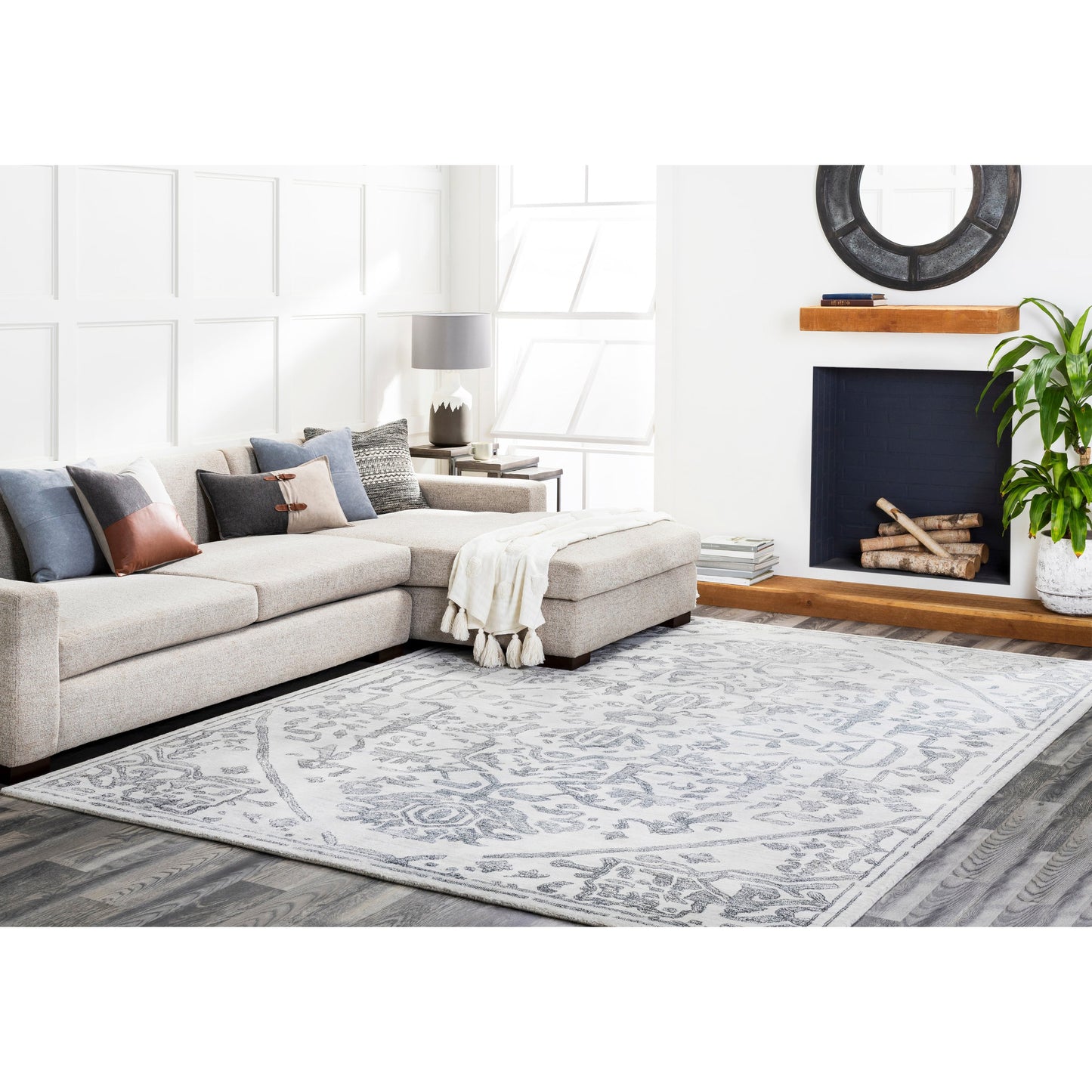 007 SI-1882630,SI-1882631,SI-1882632,SI-1882634 | Lifestyle | Hightower Rug - 26862 by Surya in light gray, black. Made from 100% viscose in a unique style.
