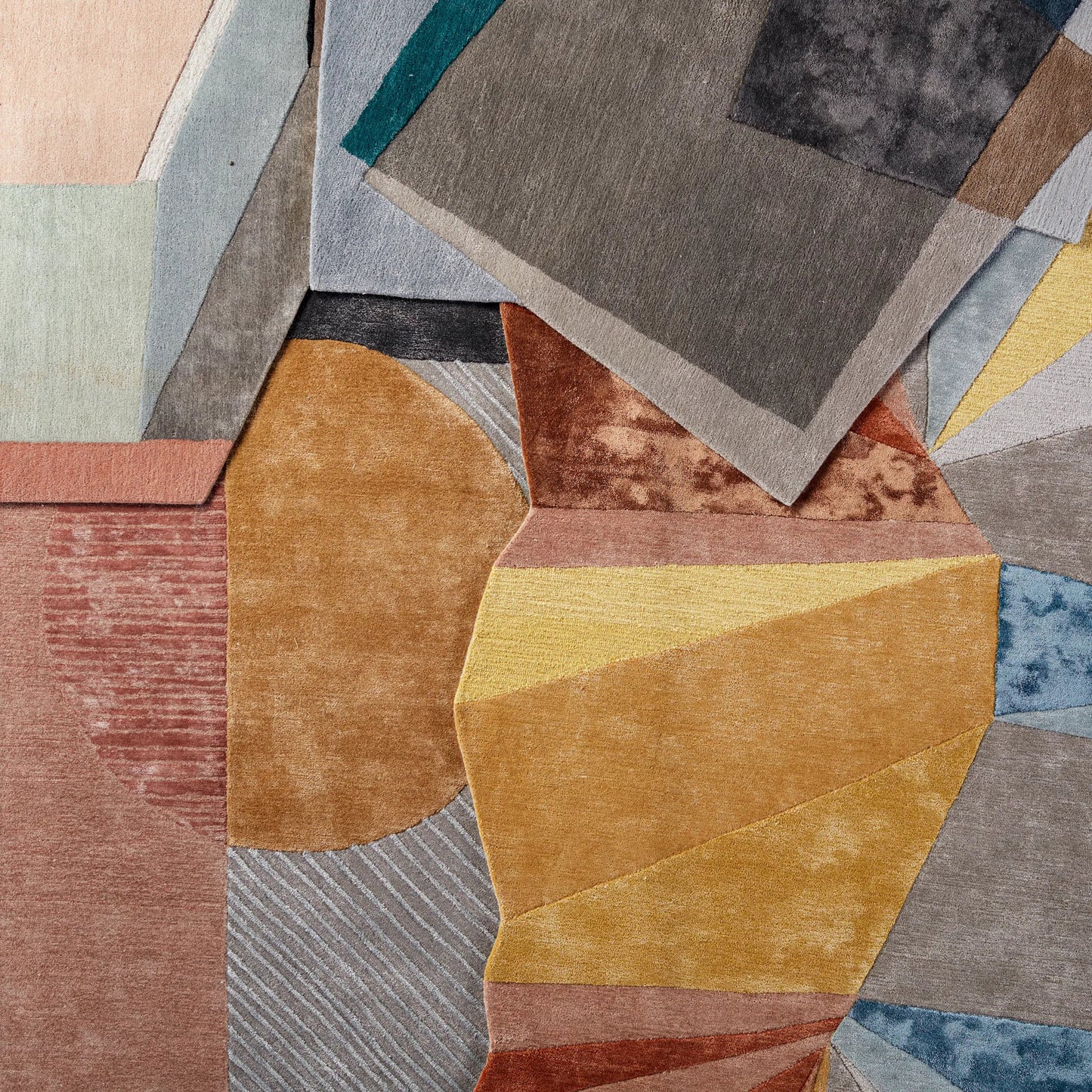 006 SI-1750737,SI-1750738,SI-1750739 | Lifestyle | Iconic ICO01 Rug by Jaipur Living in multicolor, yellow. Made from 65% viscose 35% wool in a unique style.