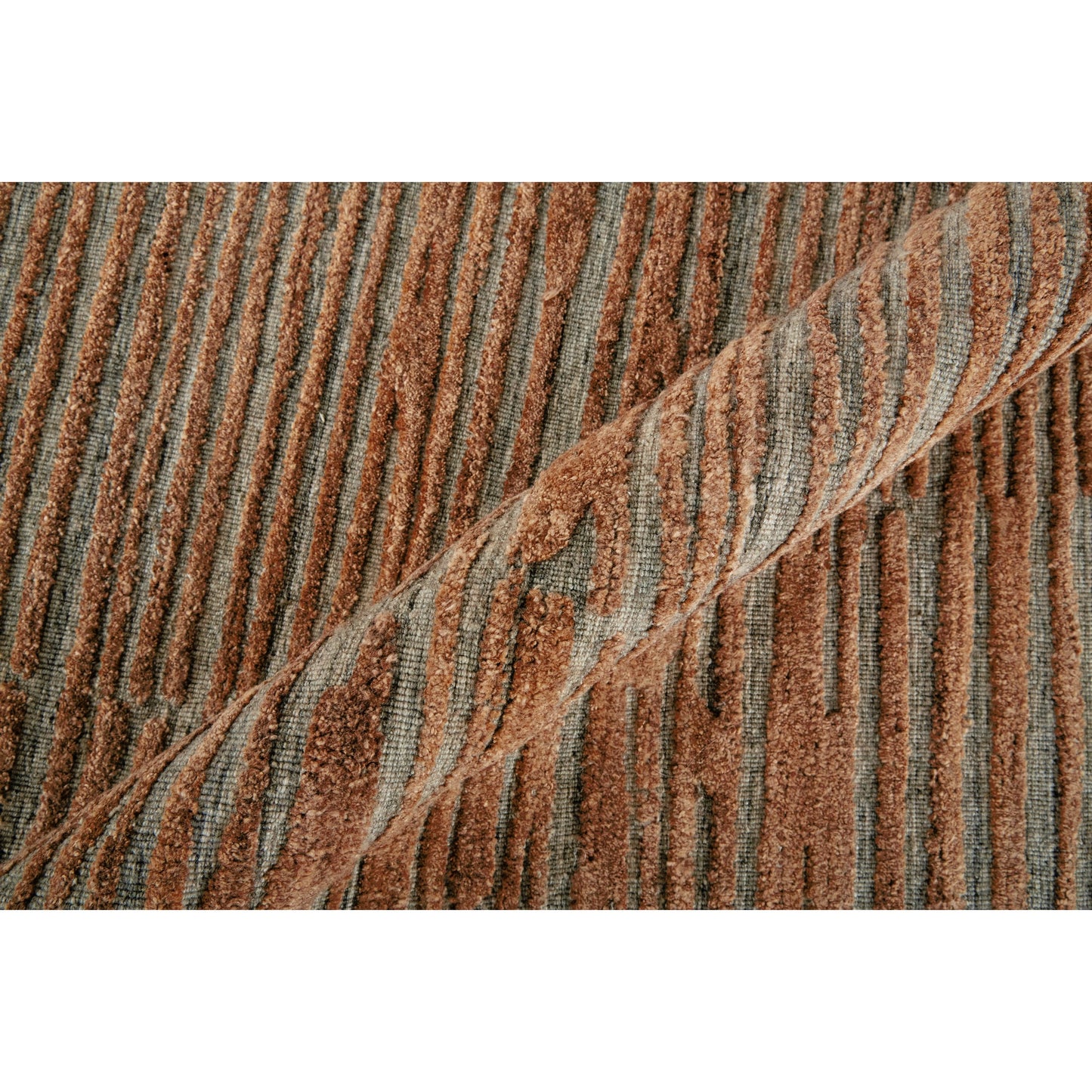 008 SI-2159022,SI-2159023,SI-2159024,SI-2159025,SI-2159026,SI-2159305,SI-2159306 | Closeup | Braeside Transitional Rug - T13T8005 by Thom Felicia by Feizy Rugs. Made from viscose, wool in a unique style.