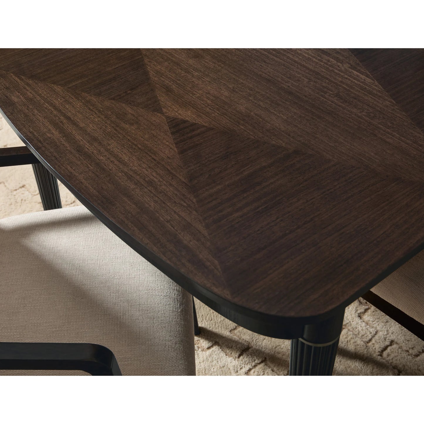 006 SI-2449350 | Closeup | Asher Park Leg Dining Table by Pulaski Furniture in piano brown. Made from eucalyptus veneers in a unique style.