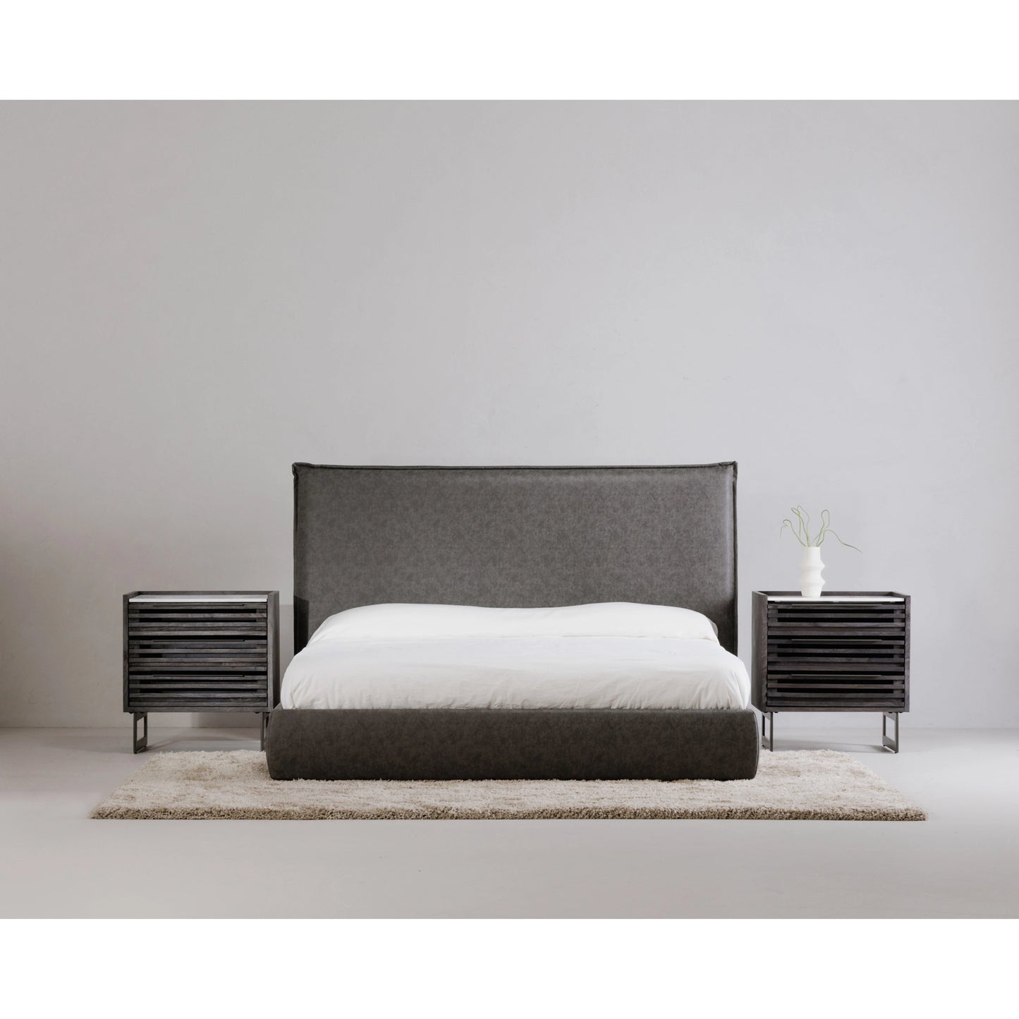 012 SI-2122017 | Lifestyle | Paloma 3 Drawer Chest by Moe's Home Collection in charcoal grey. Made from solid mango wood, white banswara marble top, steel legs in a modern style.