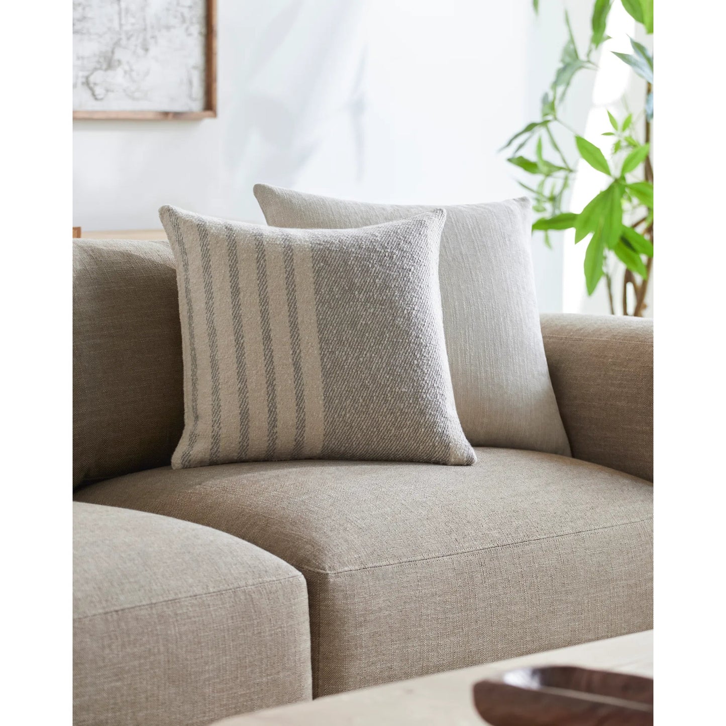 002 SI-2167725,SI-2167726,SI-2167727,SI-2167728,SI-2167729,SI-2167730 | Lifestyle | Judith Pillow - 491514 by Surya in off-white, beige. Made from cotton in a modern style.