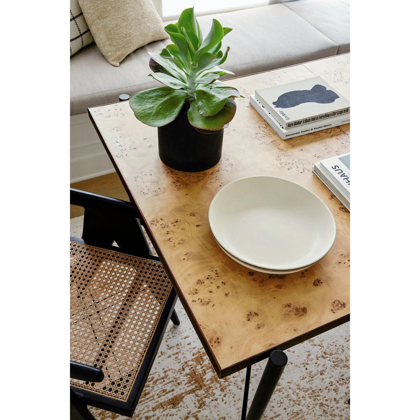 003 SI-2099303 | Lifestyle | Judith Dining Table - 499037 by Surya in top: brown, base: gray and powder coatedlacquered. Made from mango wood, metal in a modern style.