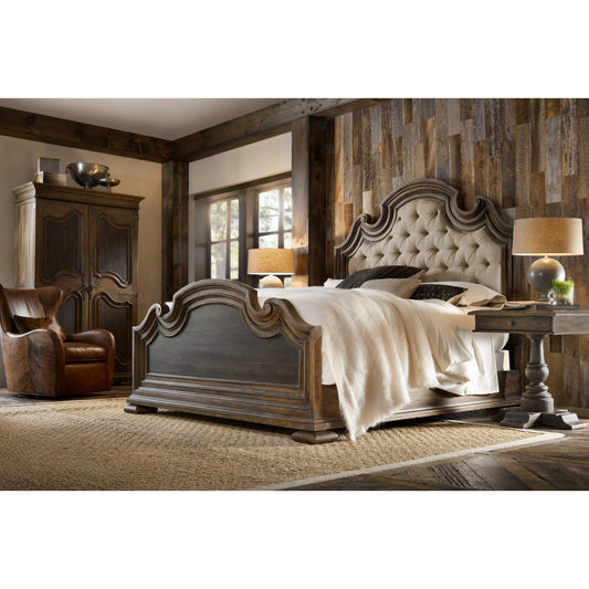 Fair Oaks Upholstered Bed by Hooker Furniture in beige and saddle brown, blackwood desert. Made from white oak veneers, fabric, resin in a traditional style.