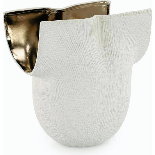 Arruga Vase by John-Richard. Made from unique in a modern style.