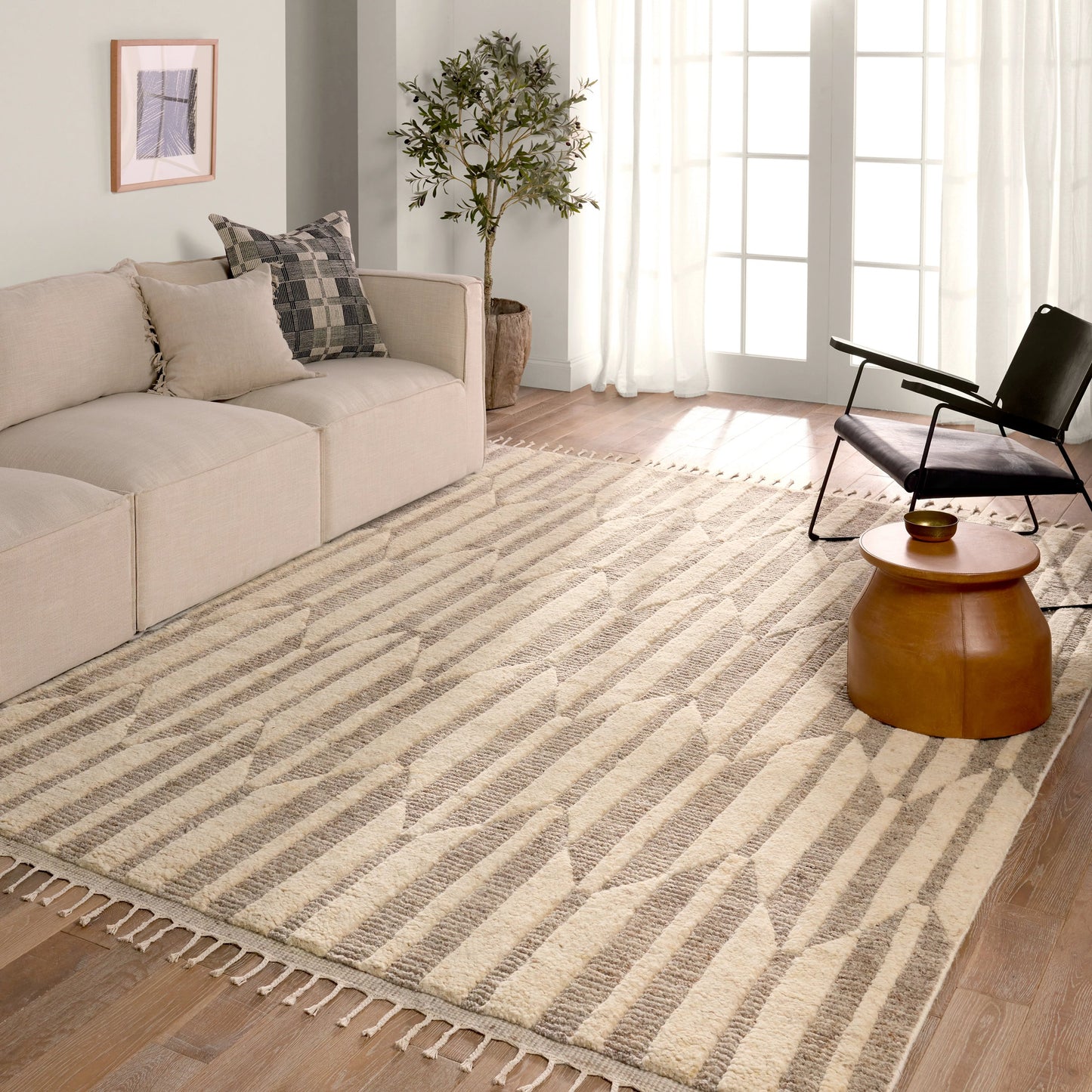 005 SI-2123591,SI-2123592,SI-2123593,SI-2123594 | Lifestyle | Keoka Quest KEO12 Rug by Jaipur Living in cream, gray. Made from 90% wool, 10% cotton in a unique style.