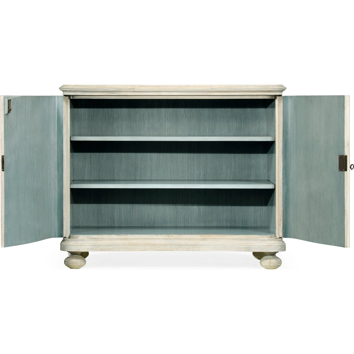 007 SR-846567 | Additional Silo | William Yeoward - Belleville Cabinet by Jonathan Charles in white and washed acacia. Made from acacia in a coastal style.