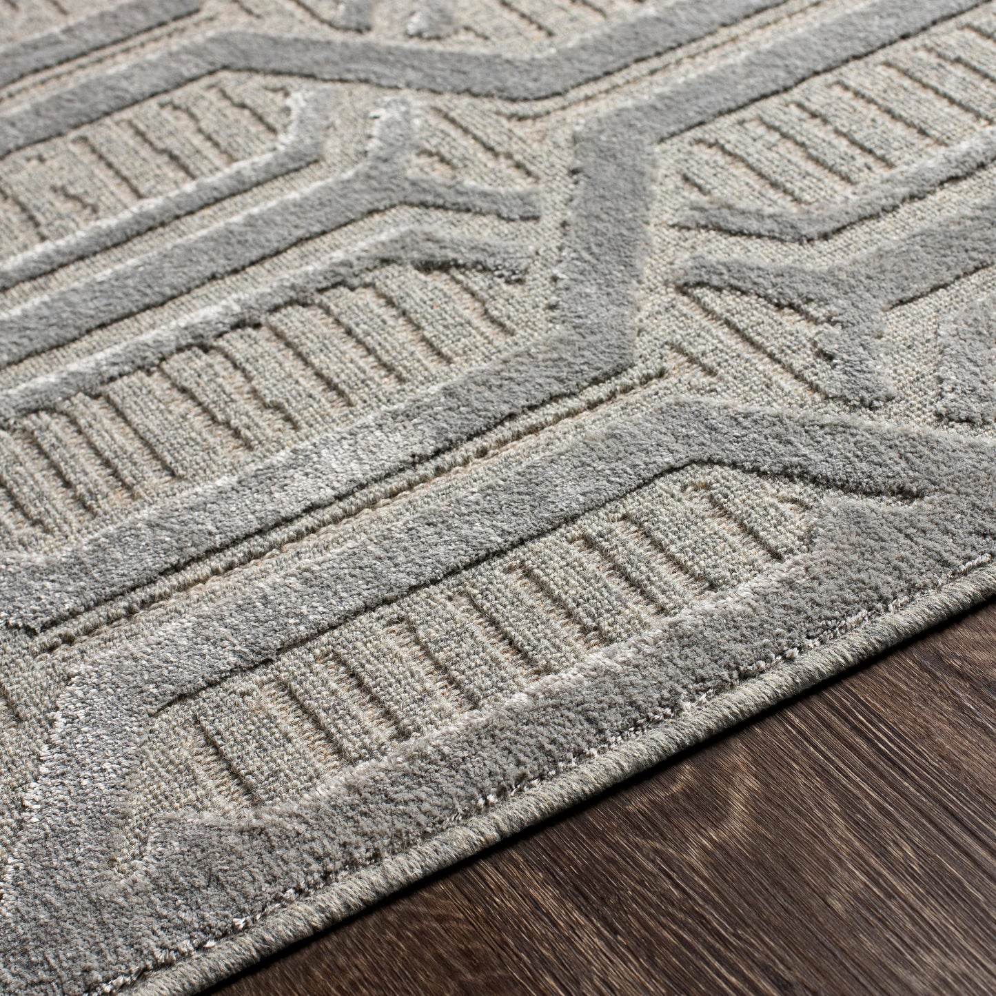 003 SI-1884275,SI-1884279 | Closeup | Kingston Rug - 29826 by Livabliss in gray, medium gray. Made from 51% viscose, 49% wool in a unique style.