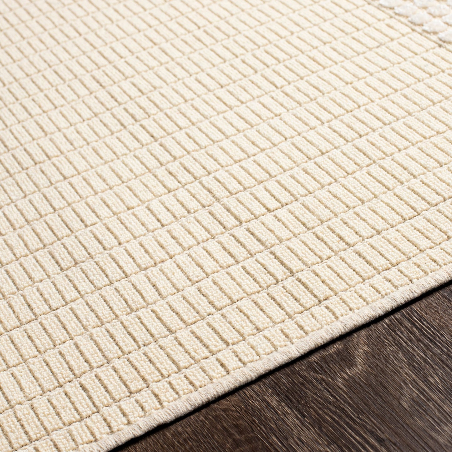 006 SI-1884306,SI-1884307 | Closeup | Kingston Rug - 29829 by Livabliss. Made from 51% viscose, 49% wool in a unique style.