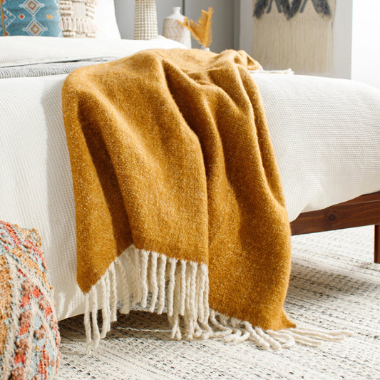 Kilkenny - 14813 by Livabliss in brown, ivory. Made from 100% acrylic in a unique style.