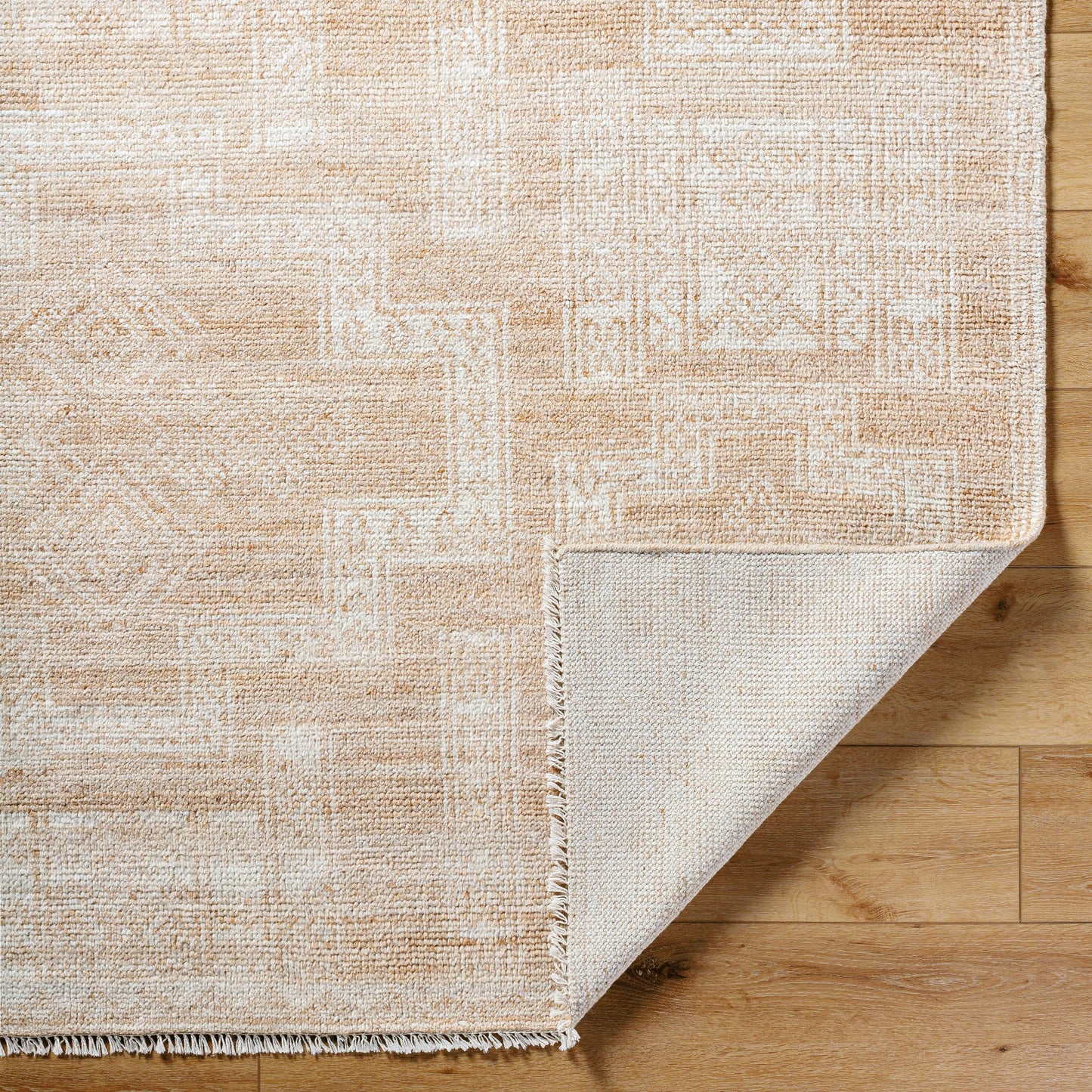 002 SI-2164490,SI-2164491,SI-2164492,SI-2164493,SI-2164494 | Closeup | Kunal Rug - 529047 by Surya in pearl, natural. Made from wool in a unique style.
