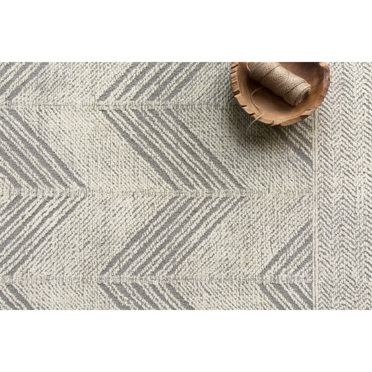 Kopa KO-02 Rug by Loloi in grey, ivory. Made from 100% wool in a unique style.