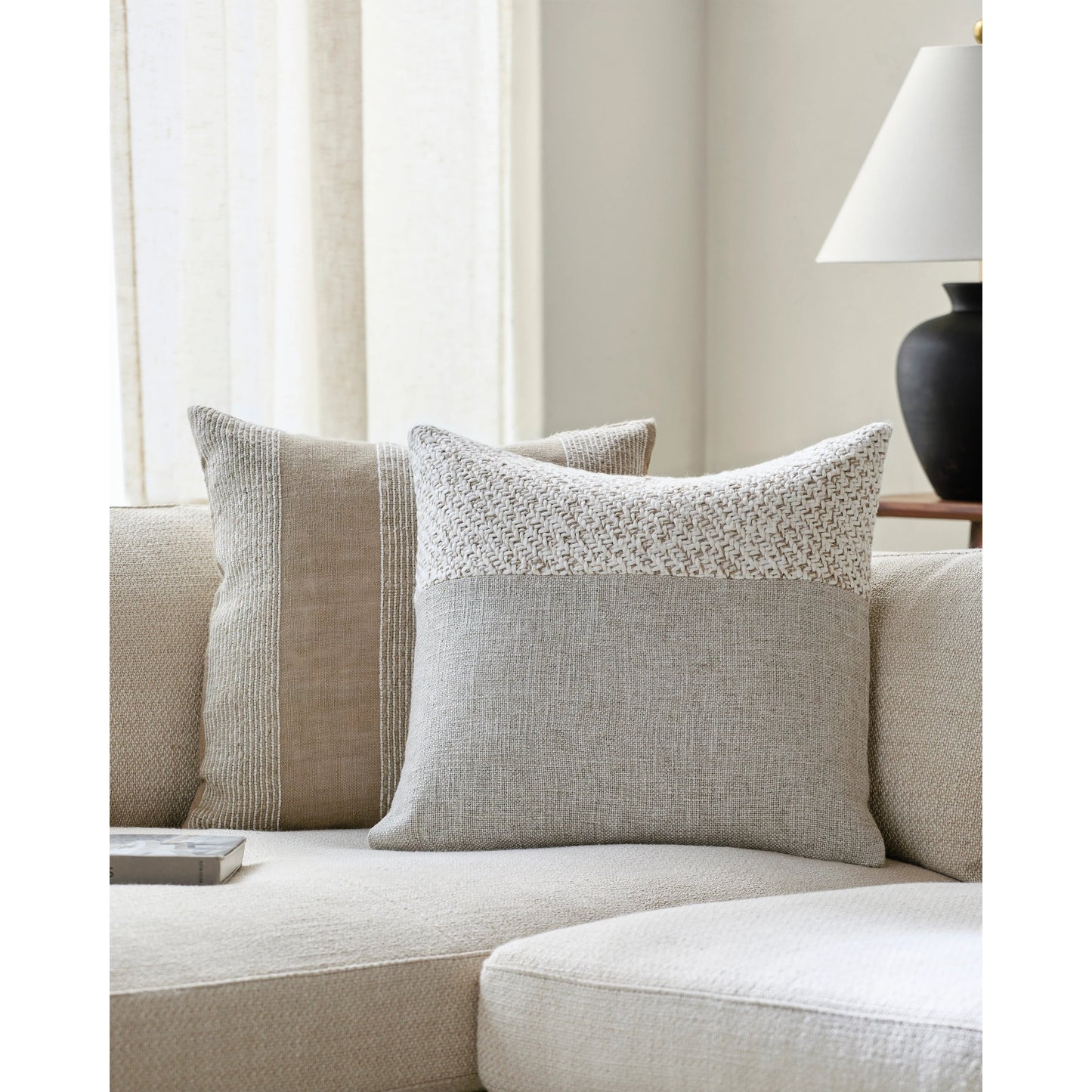 002 SI-2099634,SI-2099635,SI-2099637,SI-2099638,SI-2099640,SI-2099641 | Lifestyle | Katherine Pillow - 516685 by Surya in cream, light beige. Made from cotton, linen, viscose in a modern style.