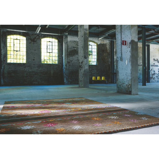 Kyah Rug - 15452 by Surya in brown, grey. Made from 100% new zealand wool in a unique style.