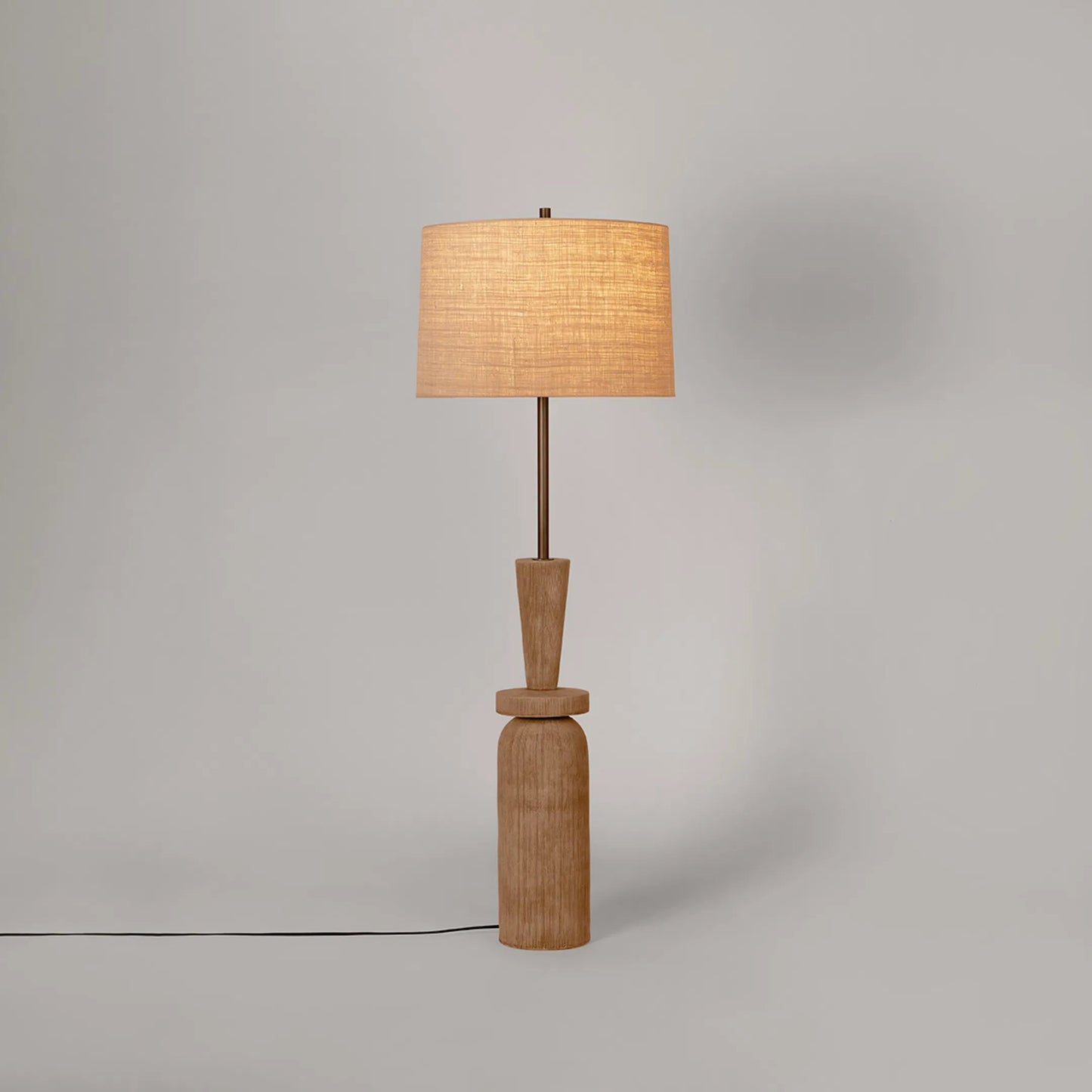 003 SI-2374356 | Additional Silo | Kinloch Floor Lamp by Hudson Valley in bronze leaf, ceramic ash brown. Made from ceramic in a unique style.