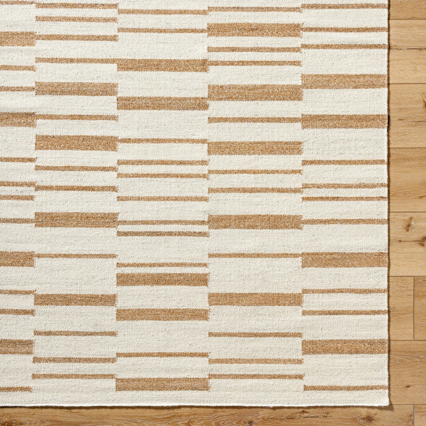 006 SI-2164734,SI-2164735,SI-2164736 | Closeup | Lanesra Rug - 531129 by Livabliss in pearl, camel, warm grey. Made from wool in a unique style.