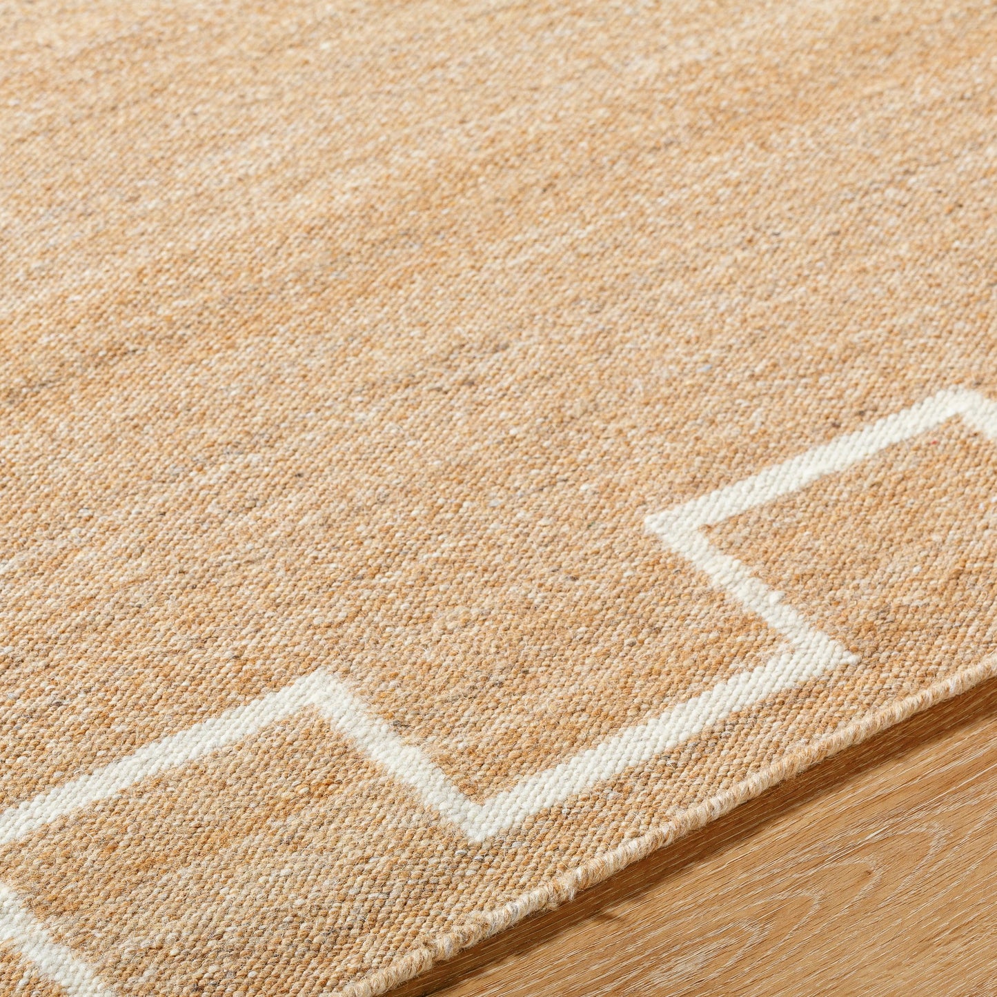 004 SI-2164740,SI-2164741,SI-2164742 | Closeup | Lanesra Rug - 531145 by Livabliss in light wood, prairie dust, sand, pearl, natural. Made from wool in a unique style.